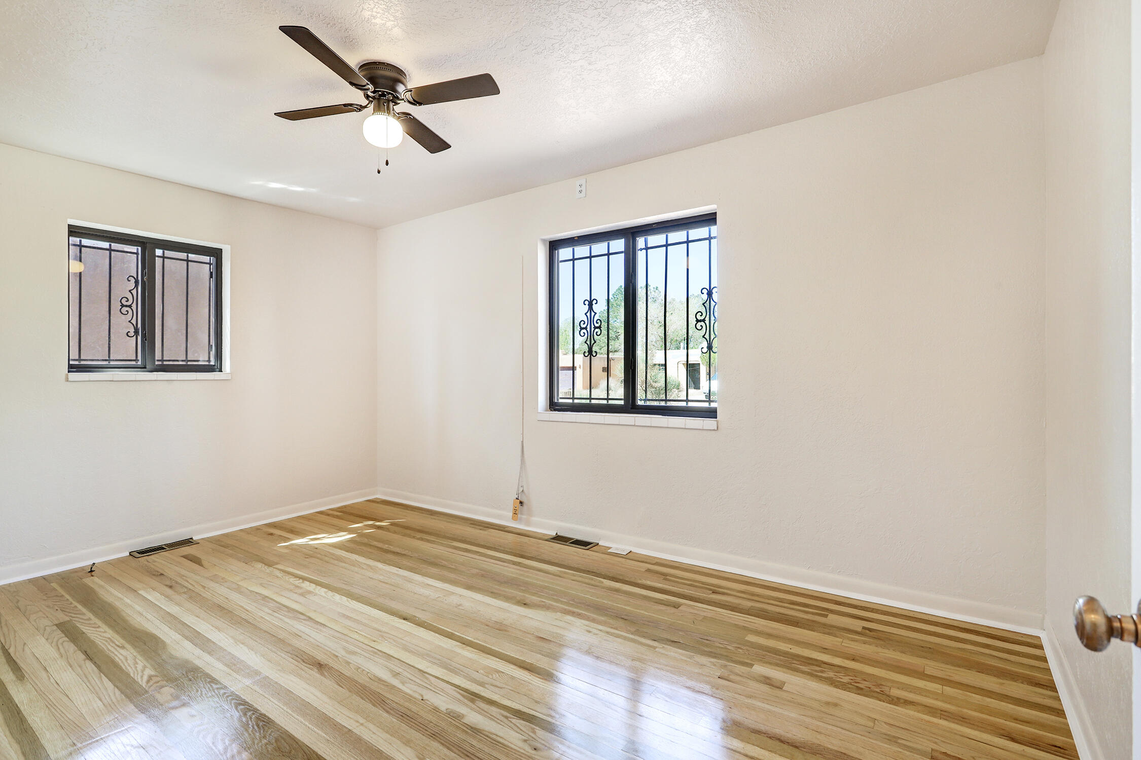 312 Laguayra Drive NE