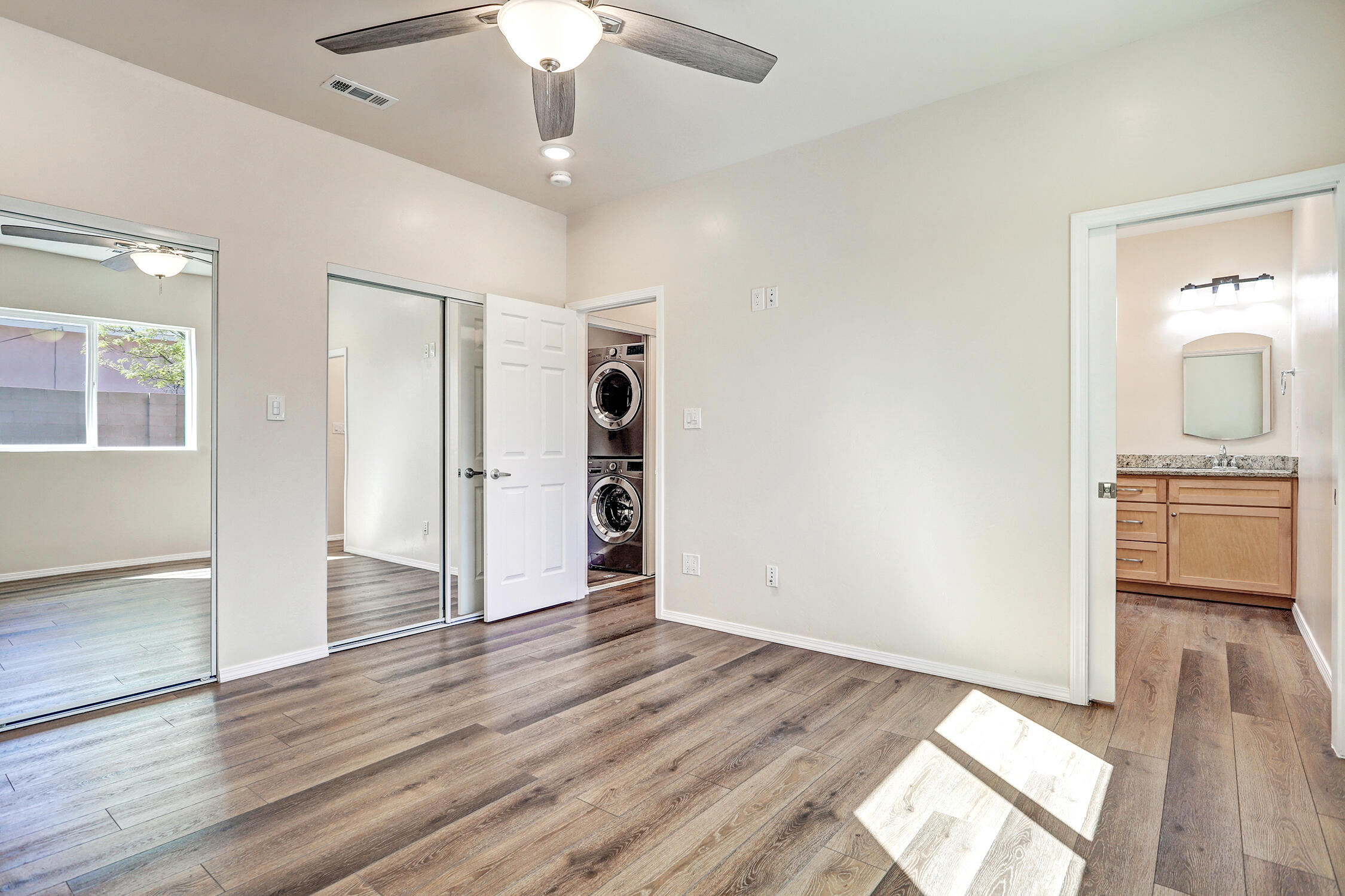 312 Laguayra Drive NE