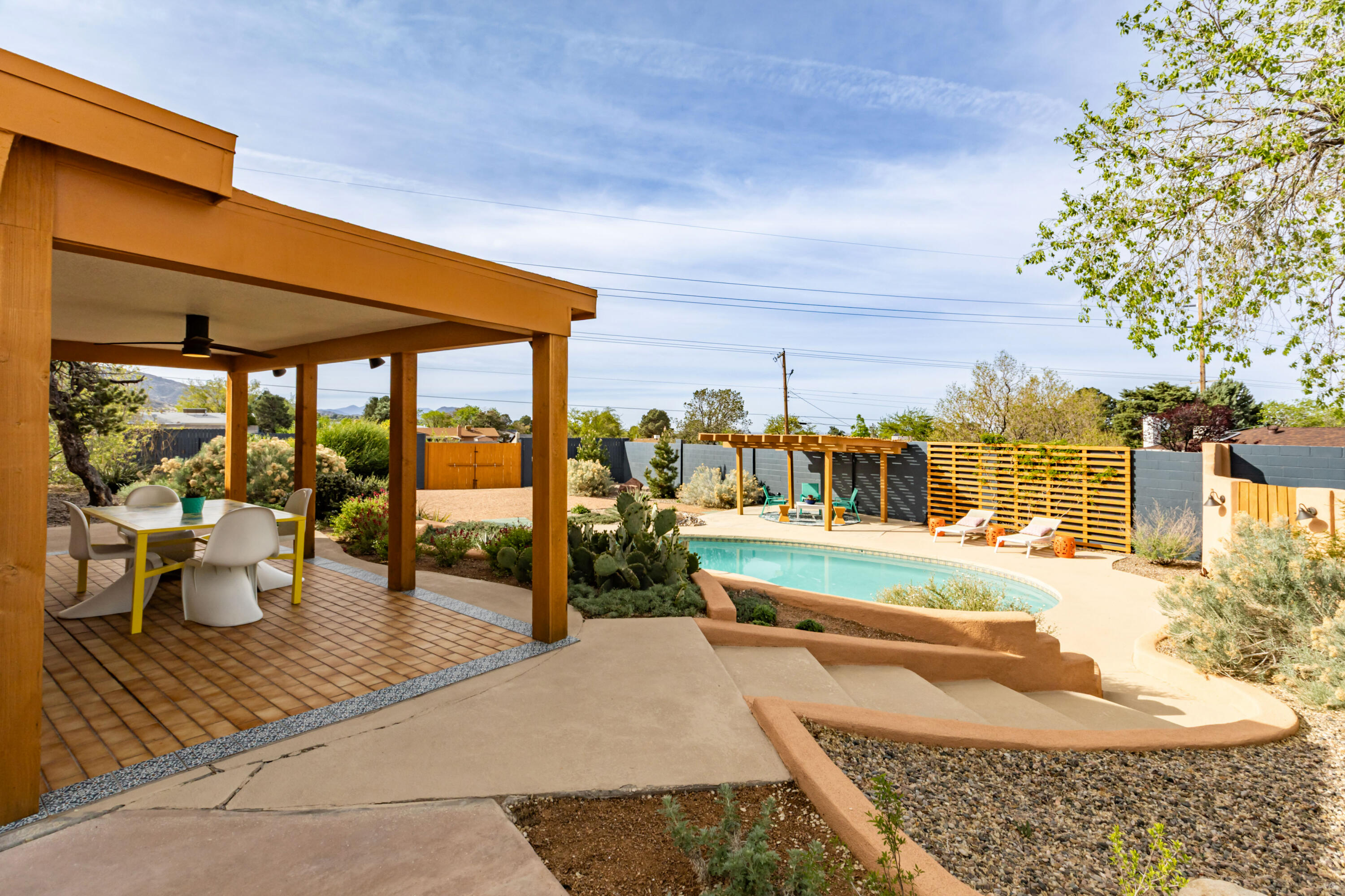 4001 Cibola Village Drive NE