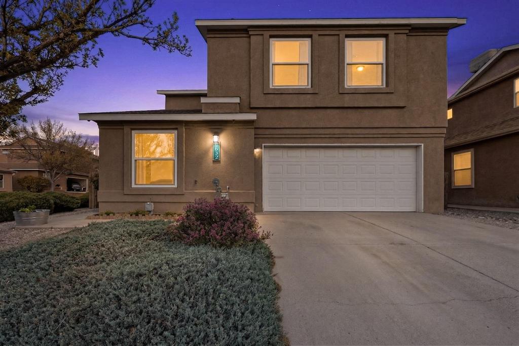 8632 Alta Loma Lane NE