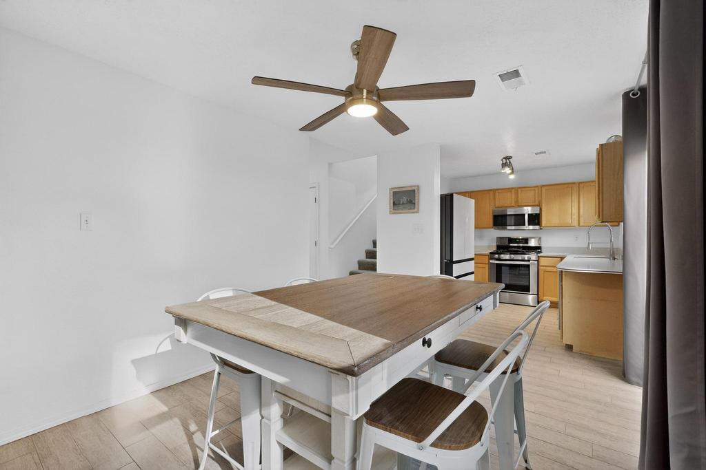 8632 Alta Loma Lane NE