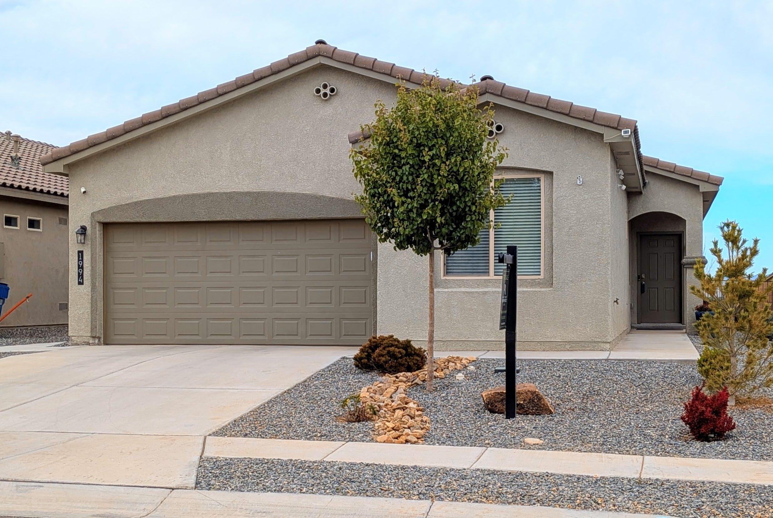 1994 Tesoro Loop NW