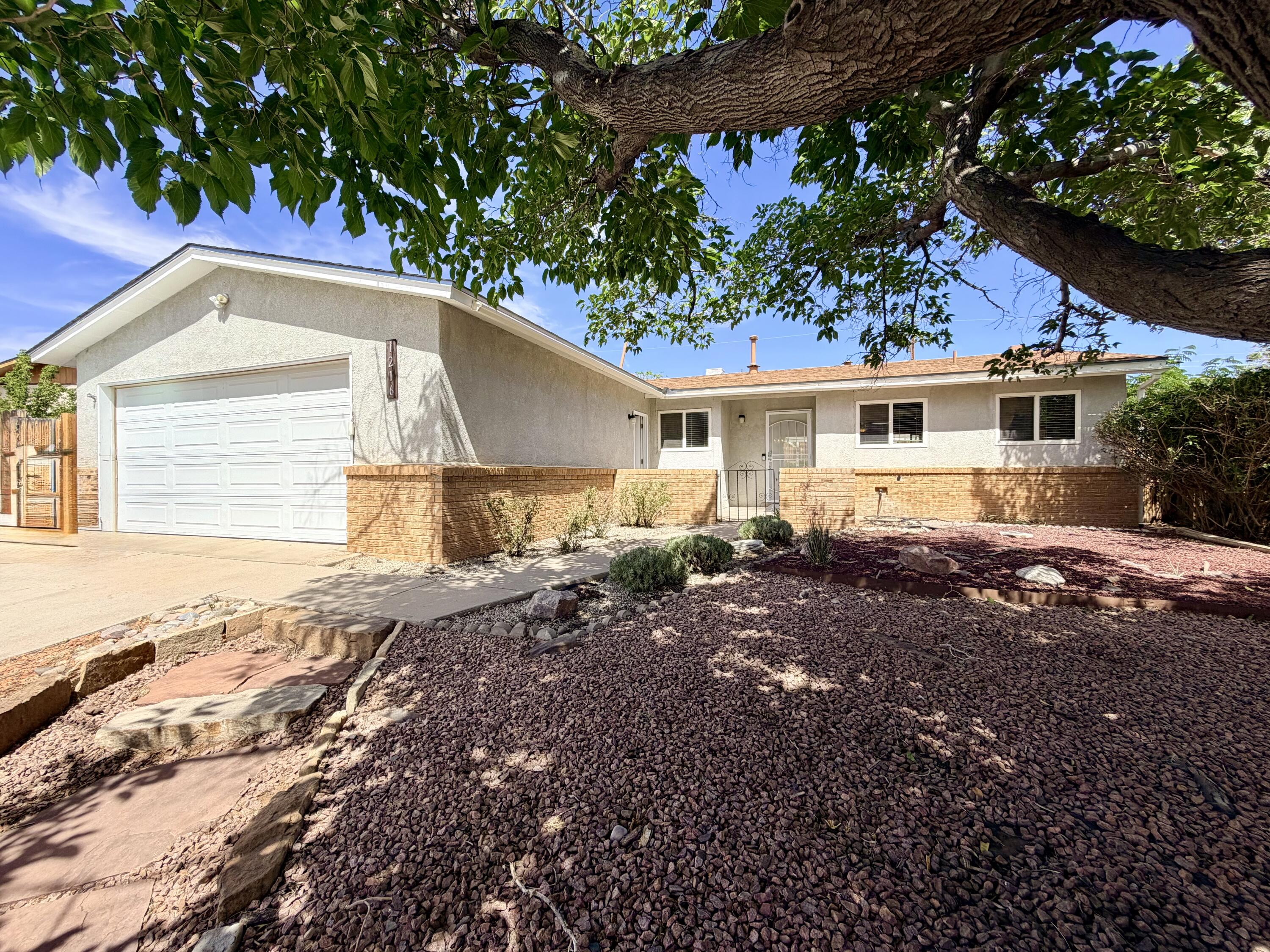 1216 Landman Drive NE