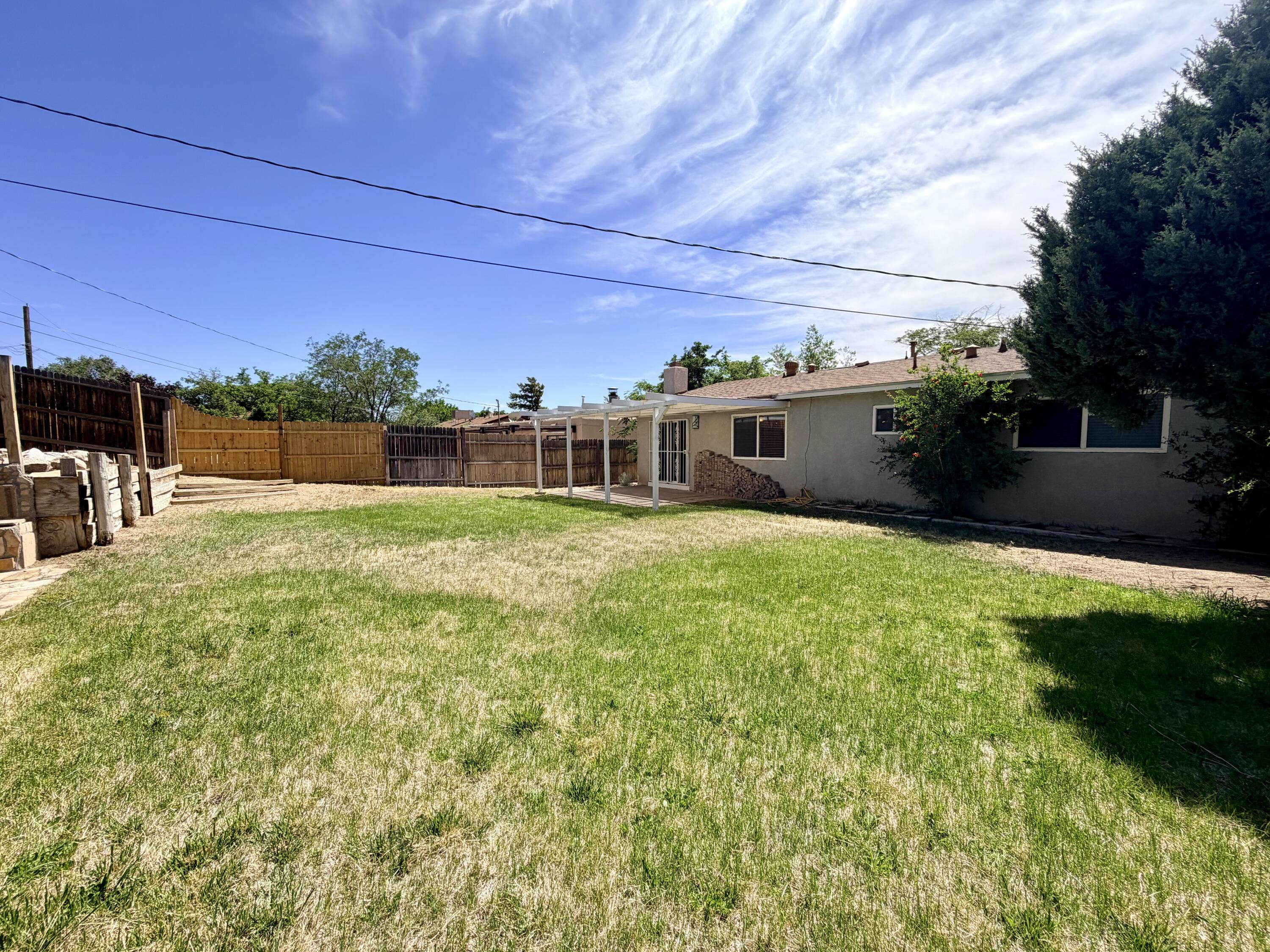 1216 Landman Drive NE