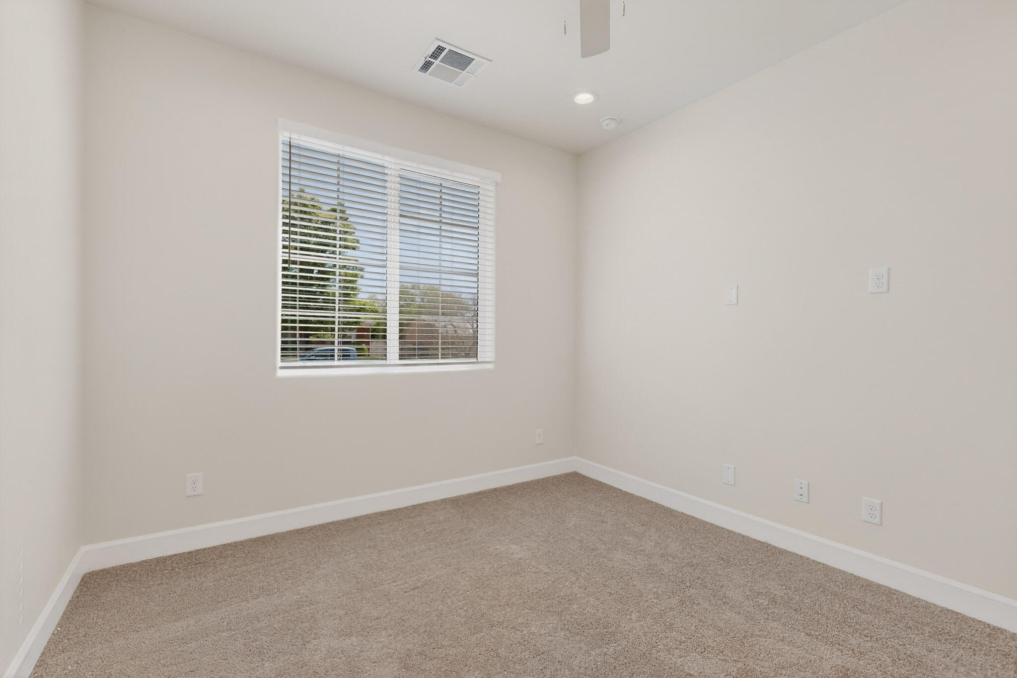 12417 Placid Avenue NE