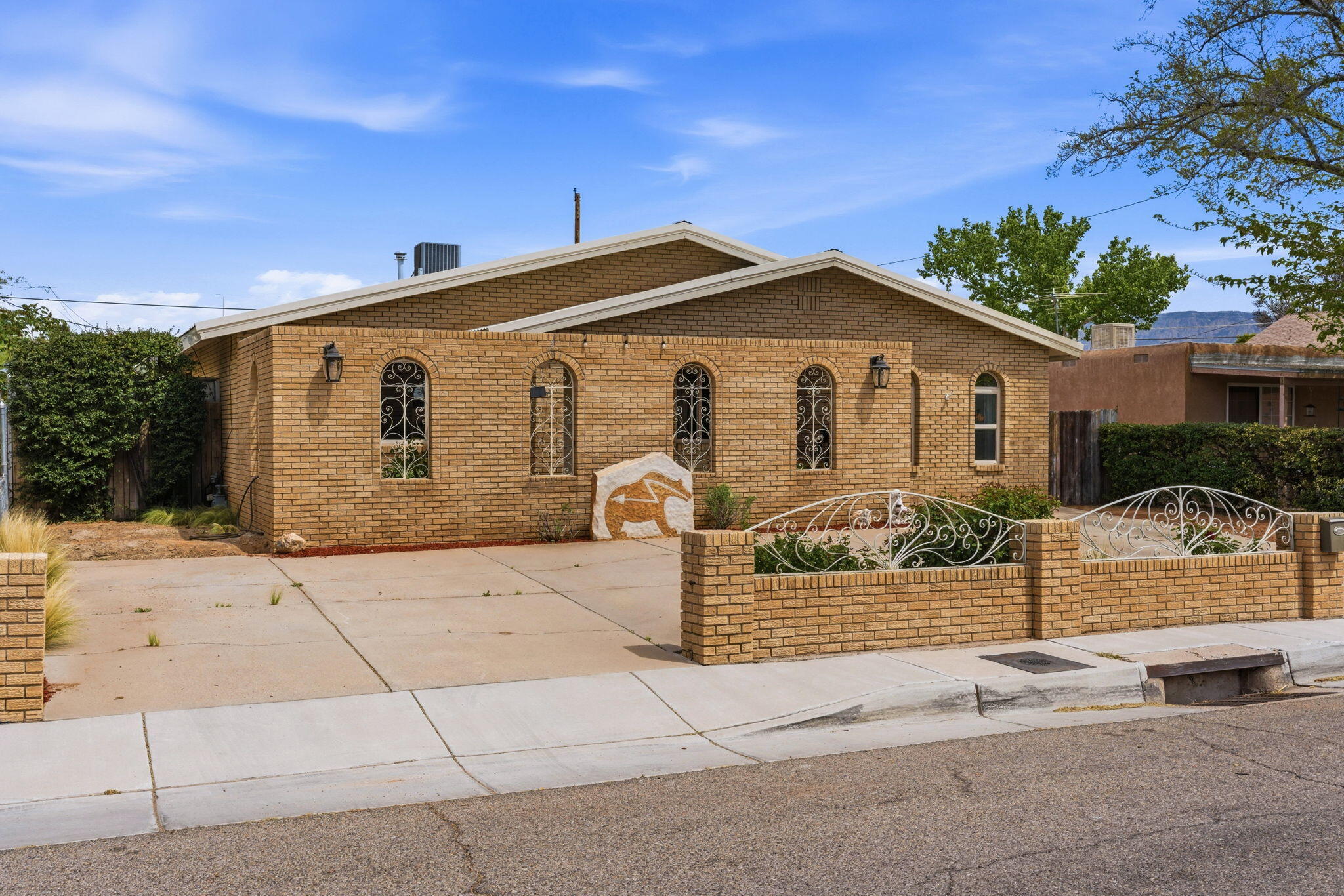 1309 San Lorenzo Avenue NW