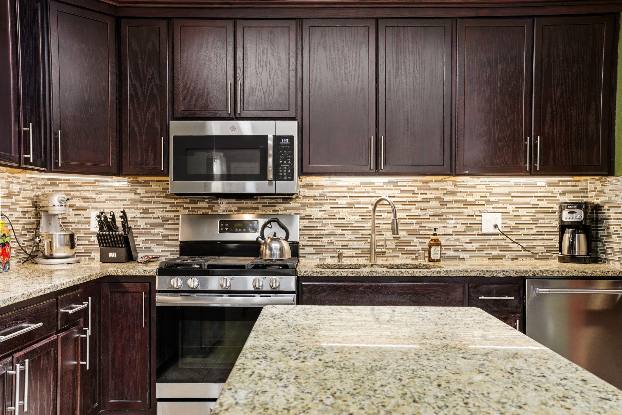 1309 San Lorenzo Avenue NW