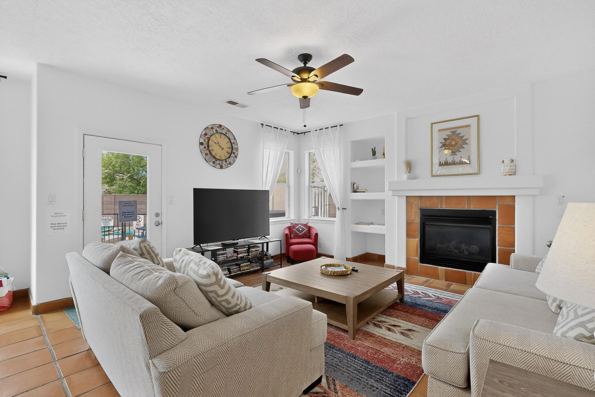 4112 Rancho Gusto NW