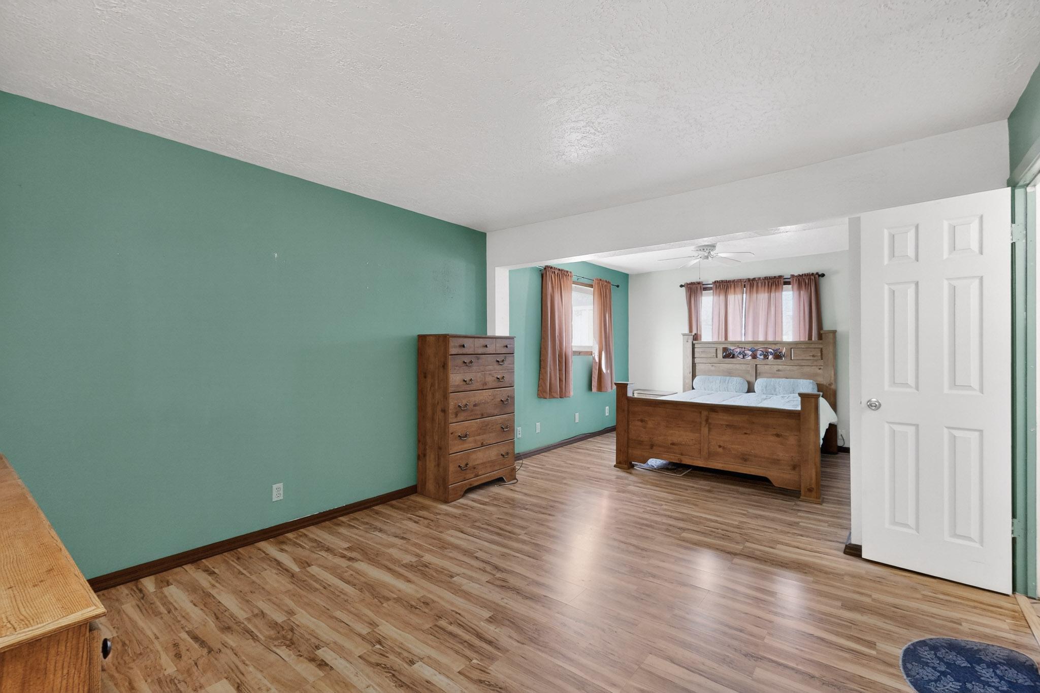 4659 Gordon Road