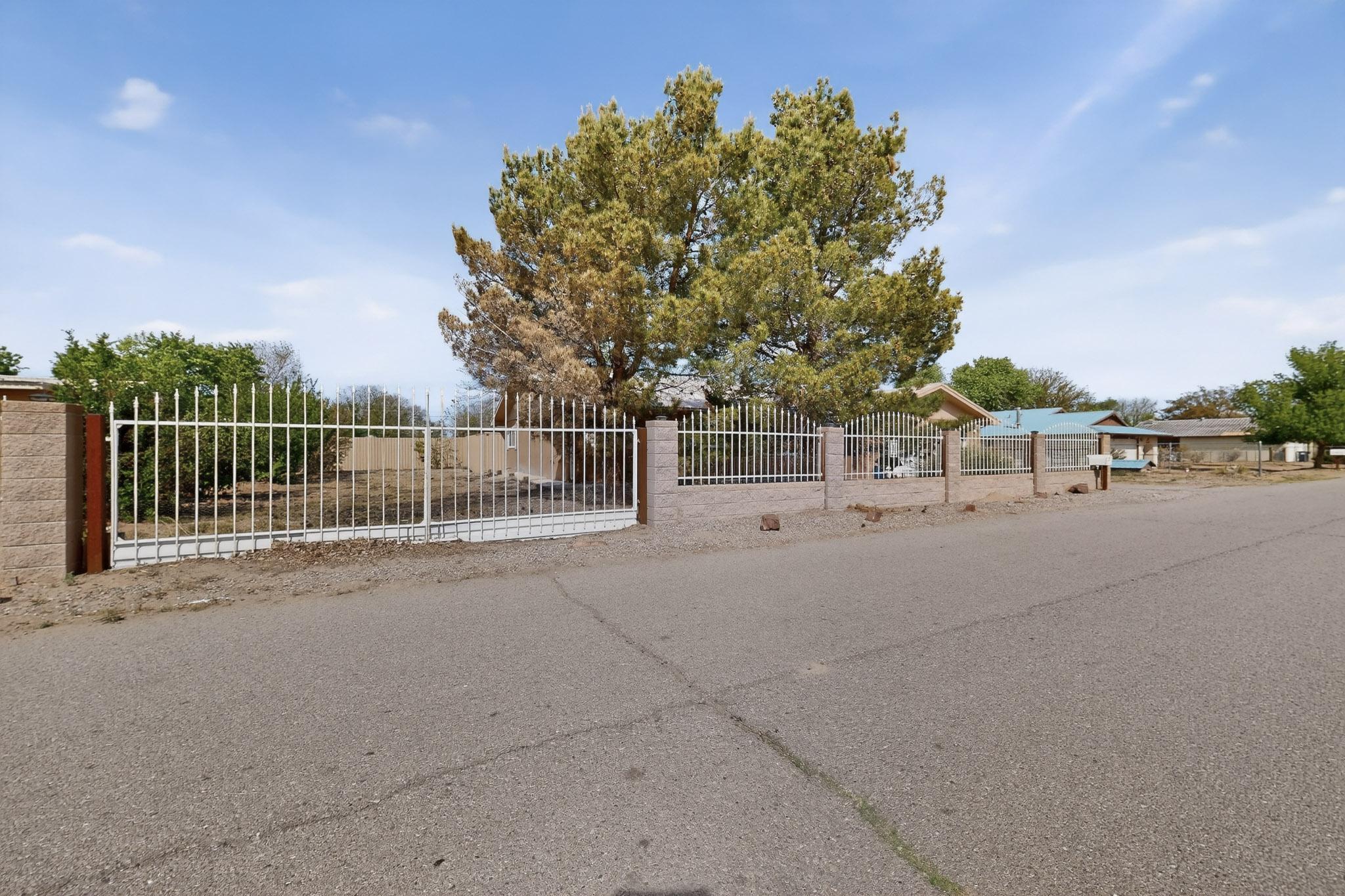4659 Gordon Road