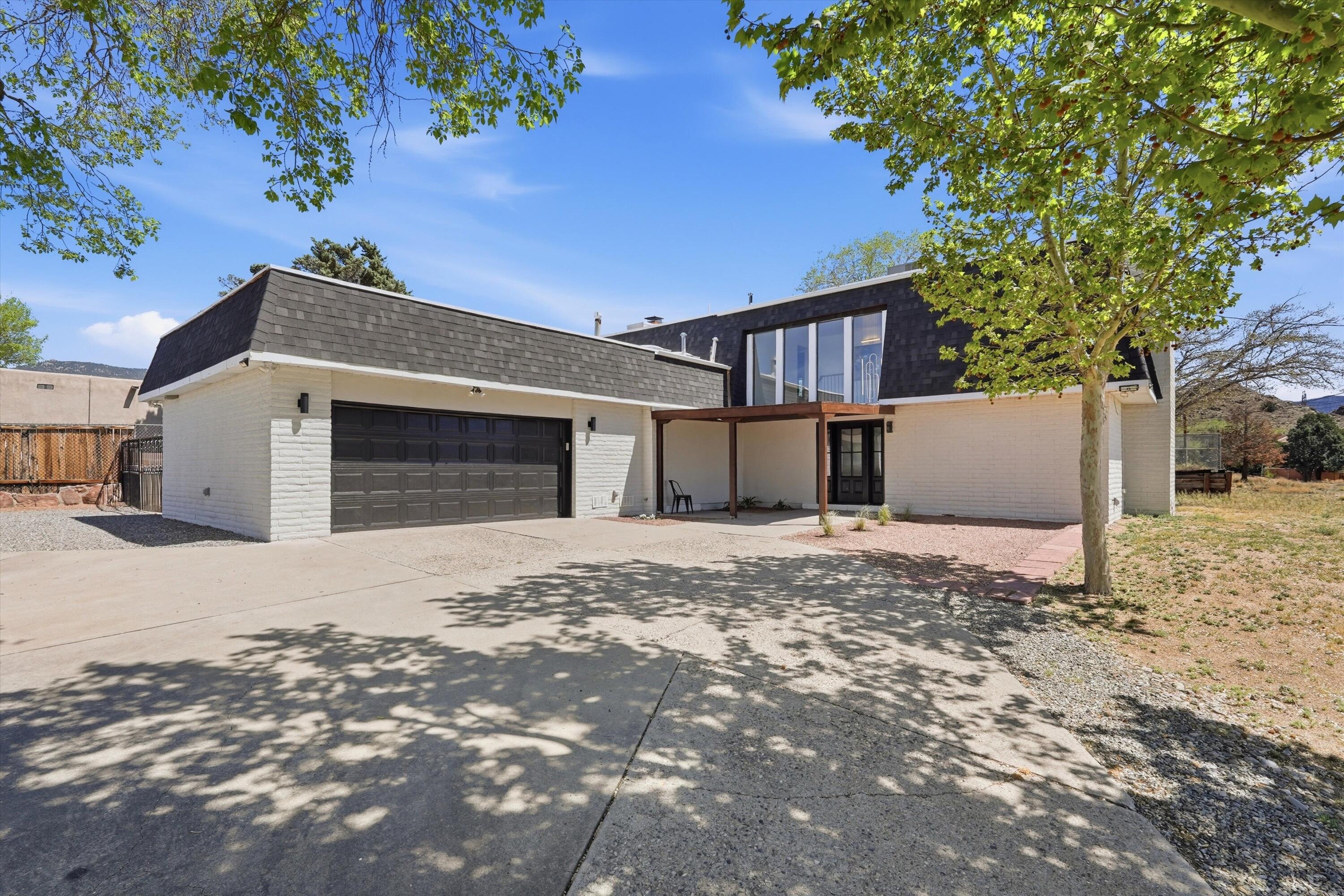 200 Sharon Drive NE