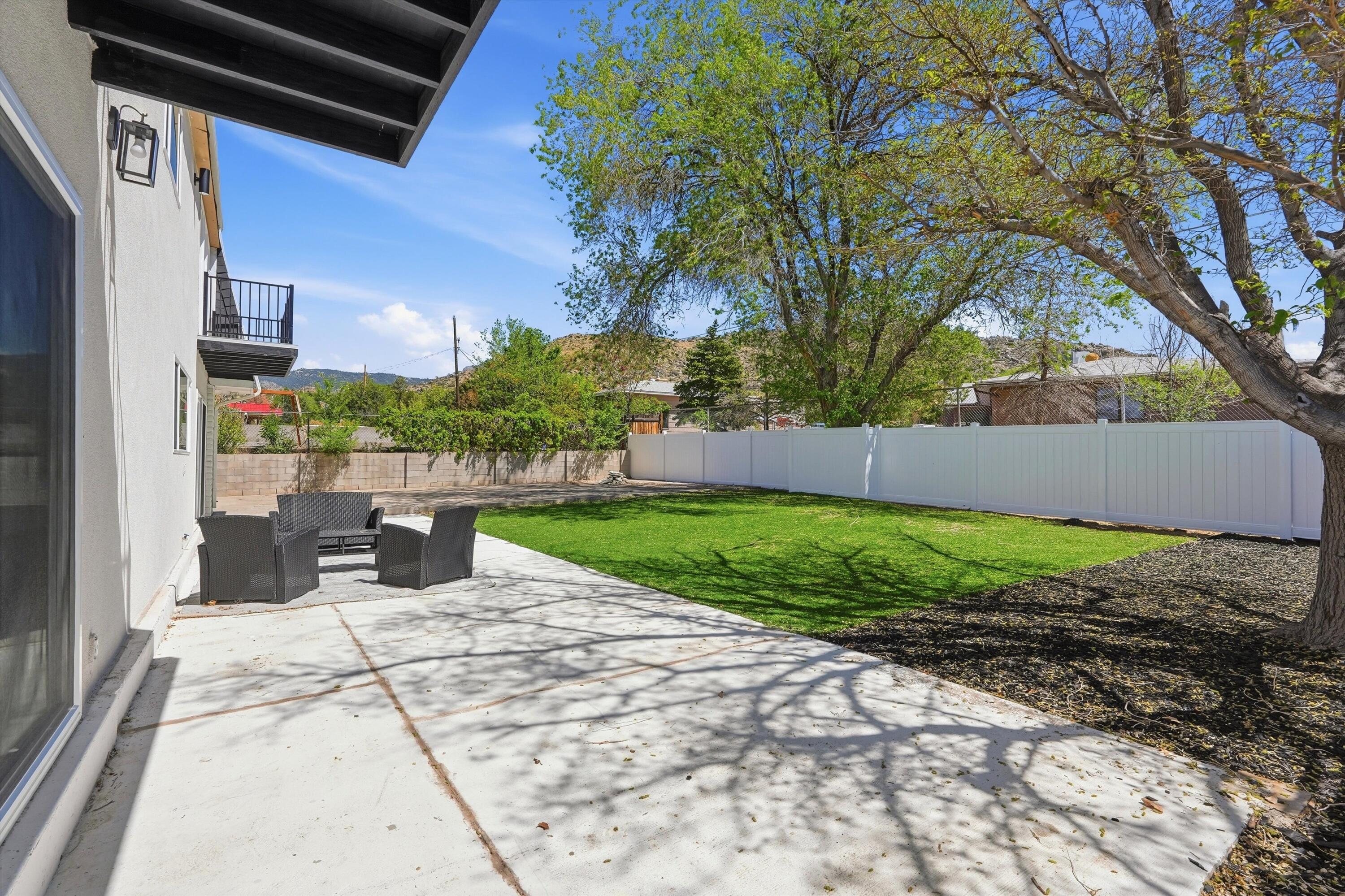 200 Sharon Drive NE