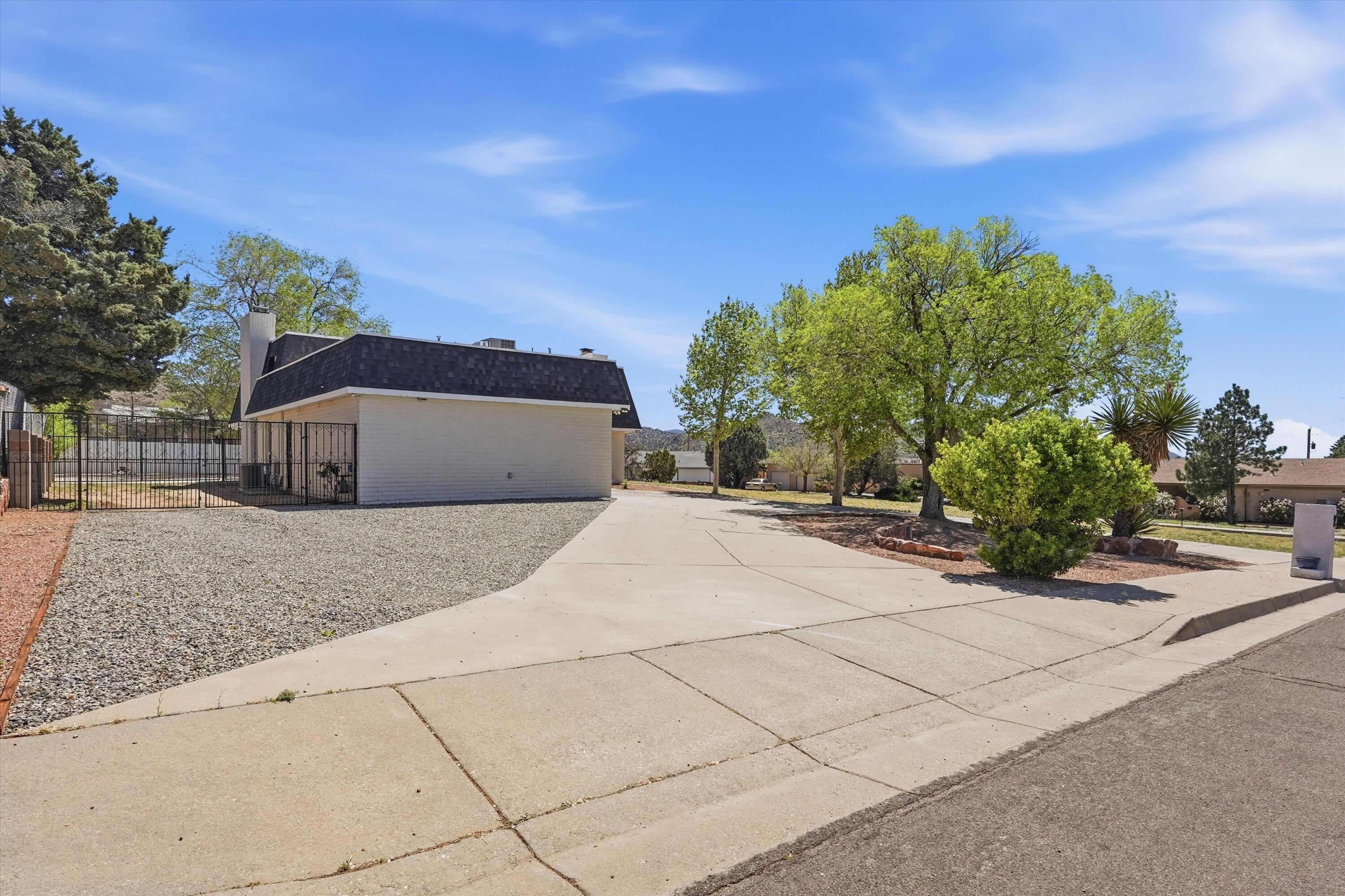 200 Sharon Drive NE