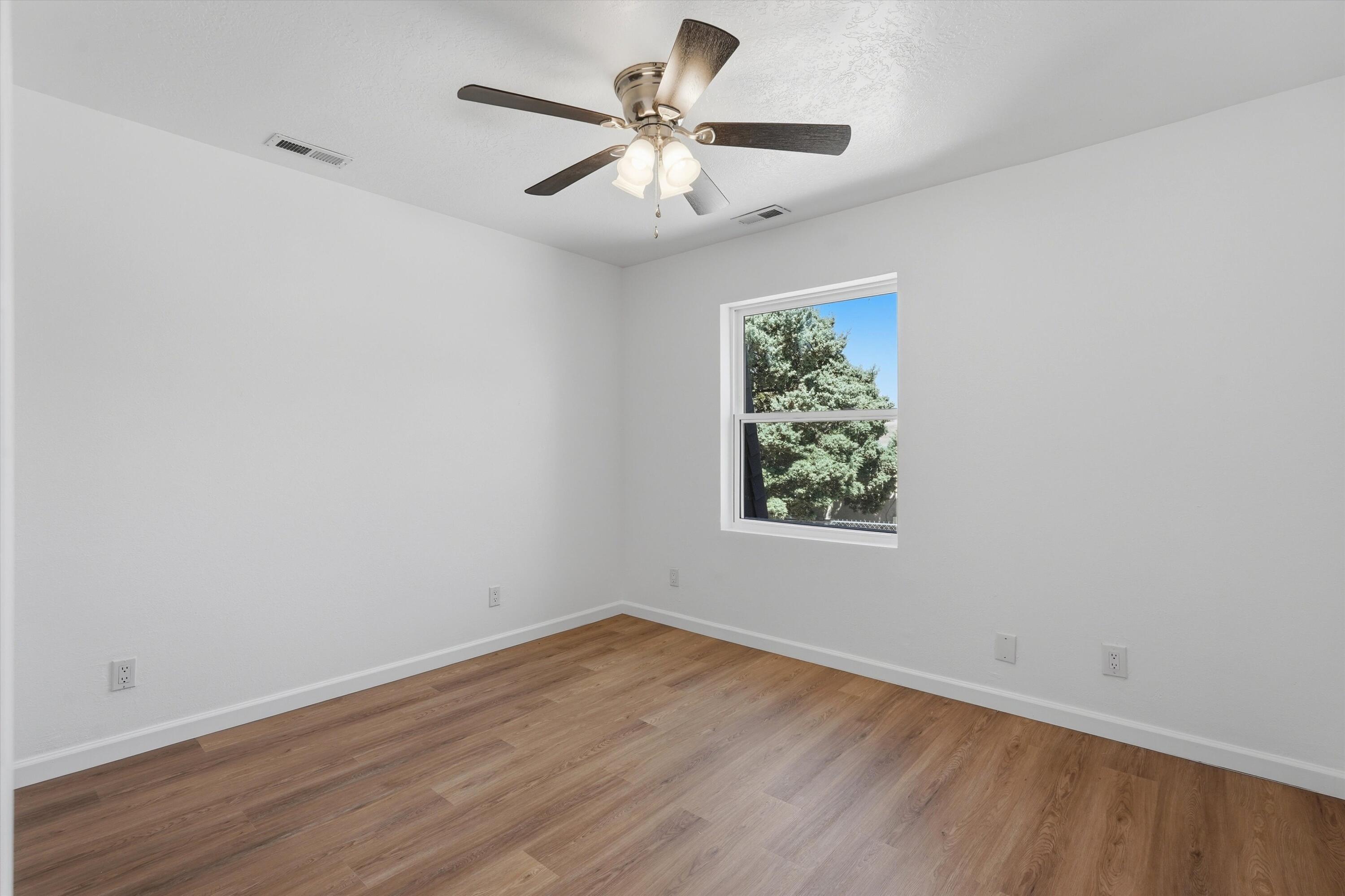 200 Sharon Drive NE