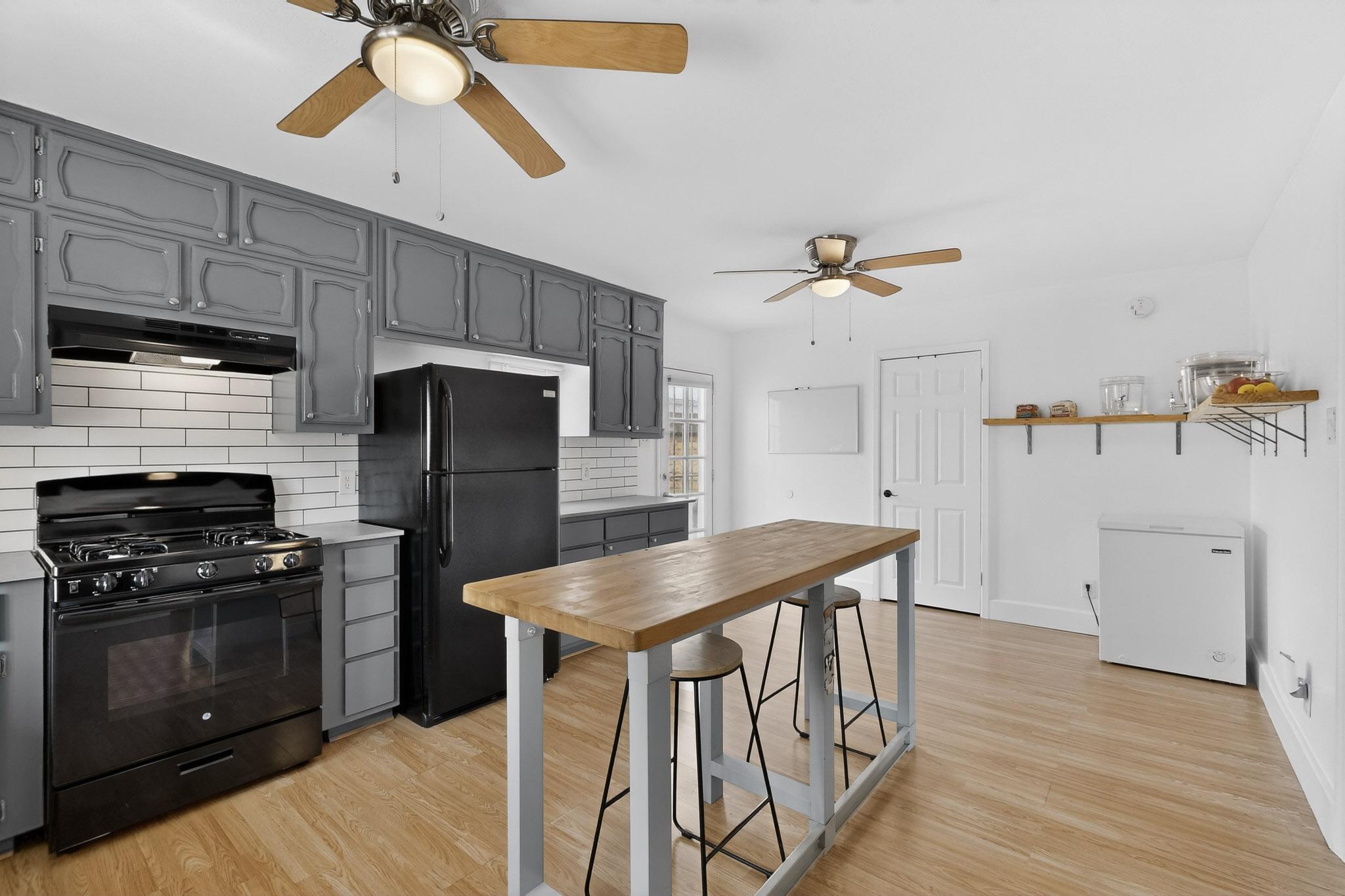 4913 Palo Duro Avenue NE