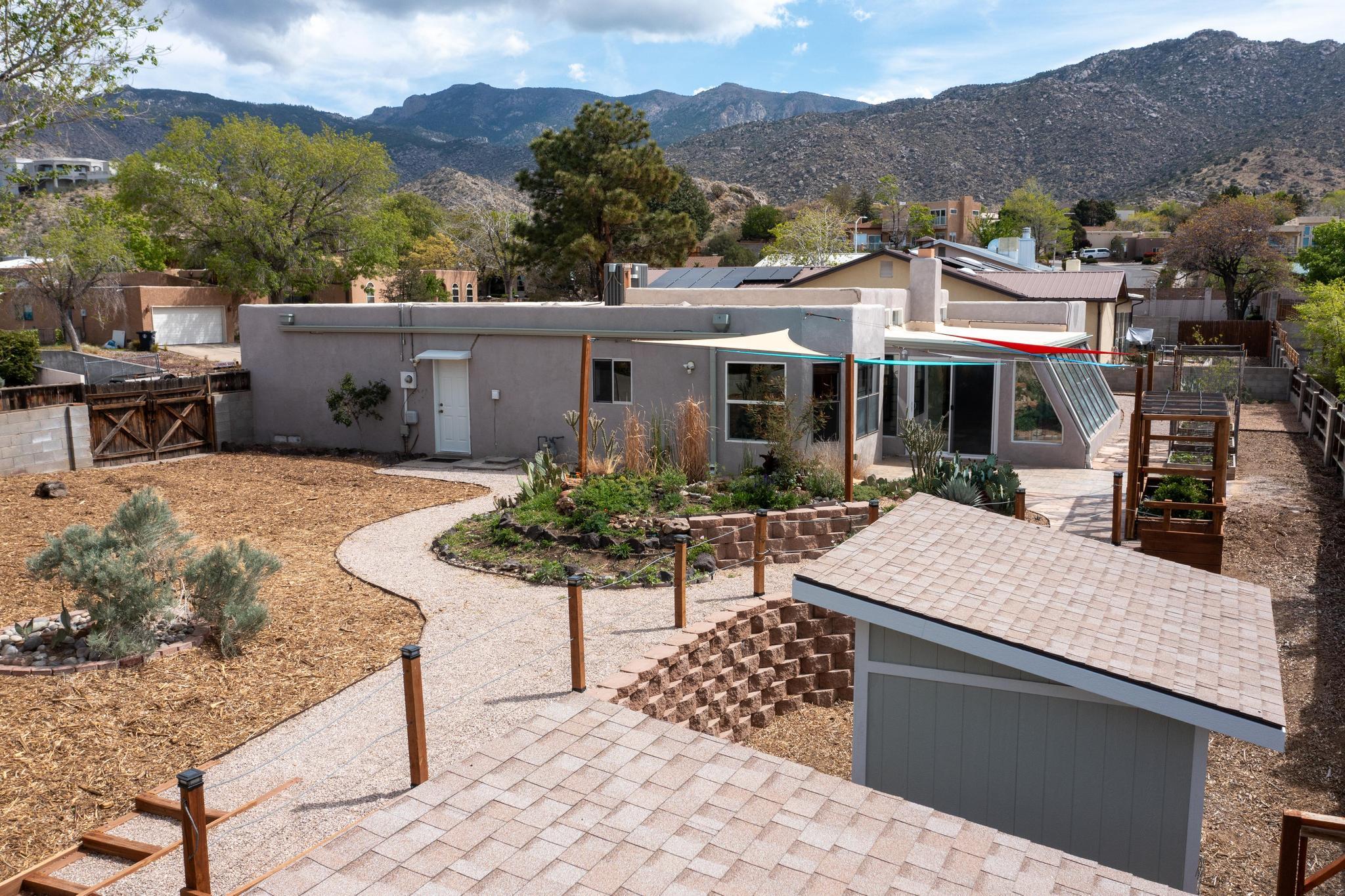 14208 Turner Court NE