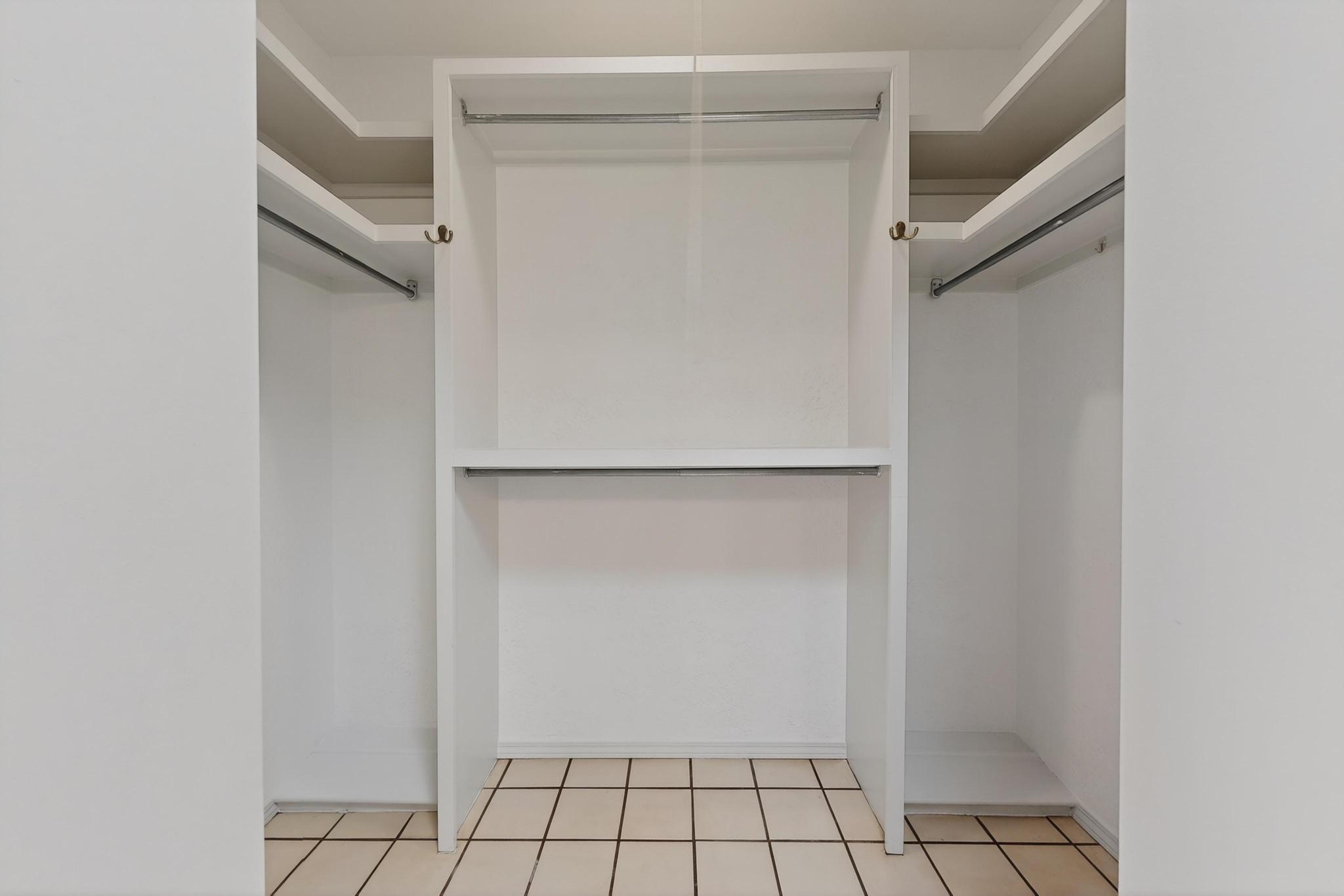 14208 Turner Court NE