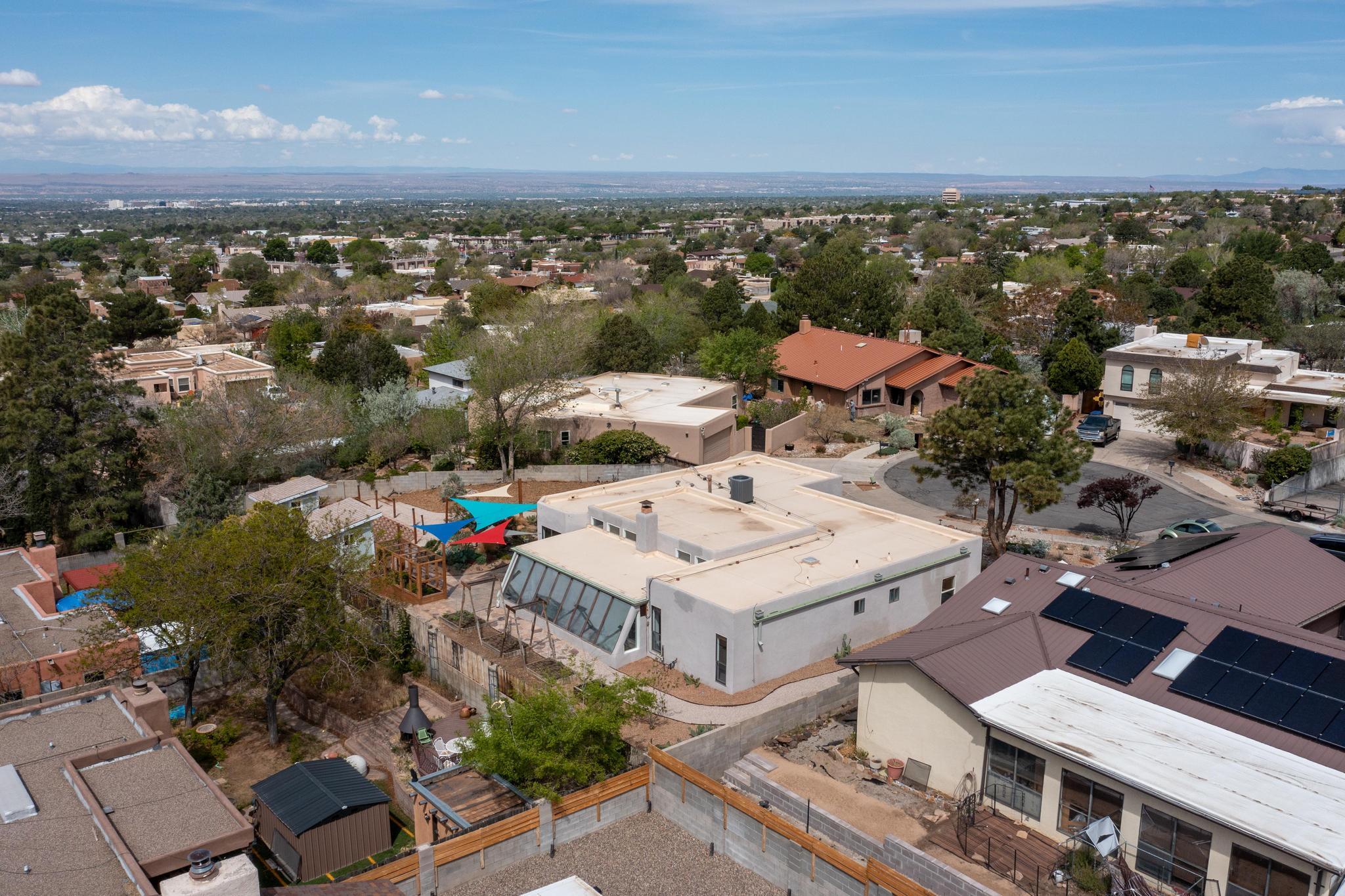 14208 Turner Court NE