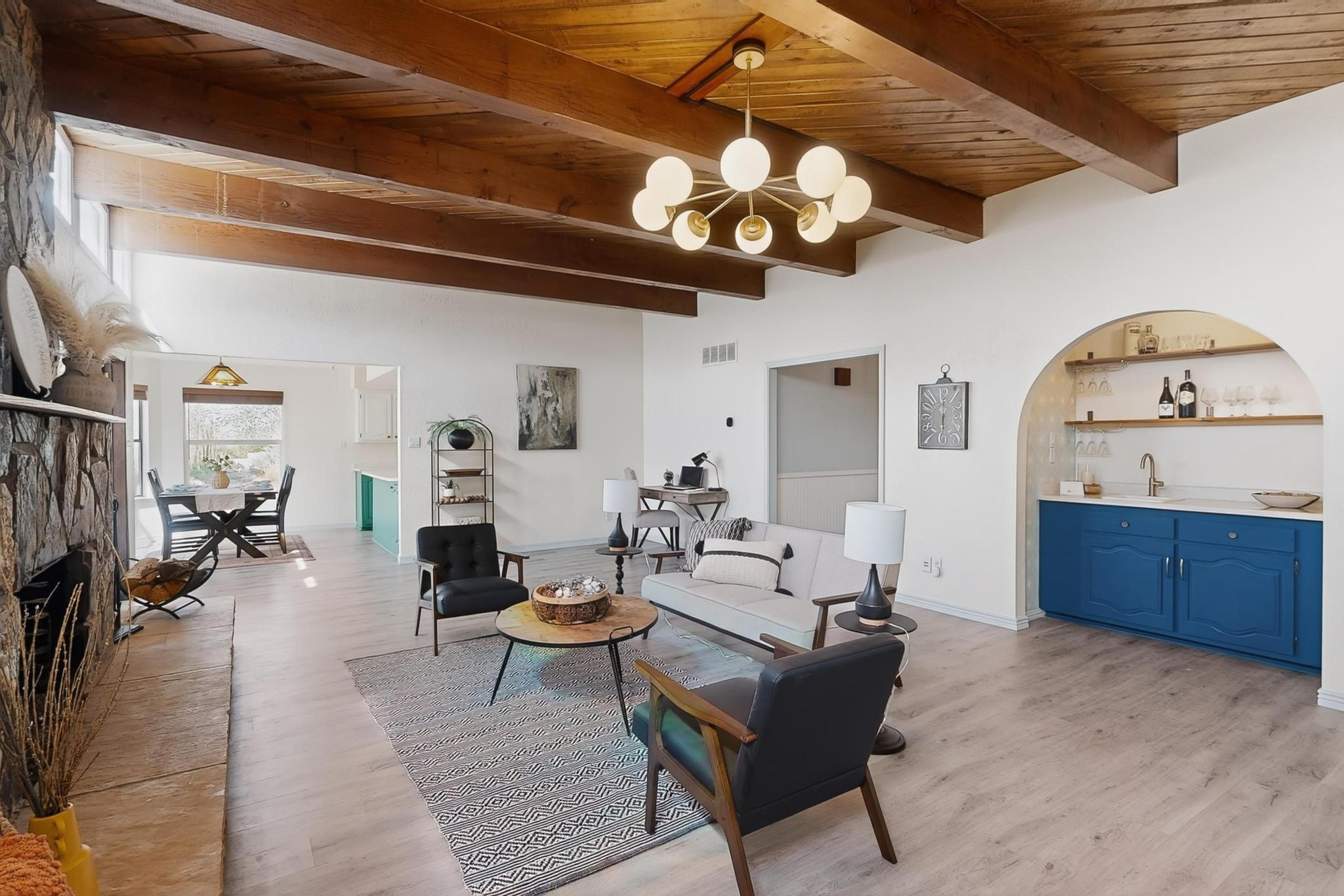 14208 Turner Court NE