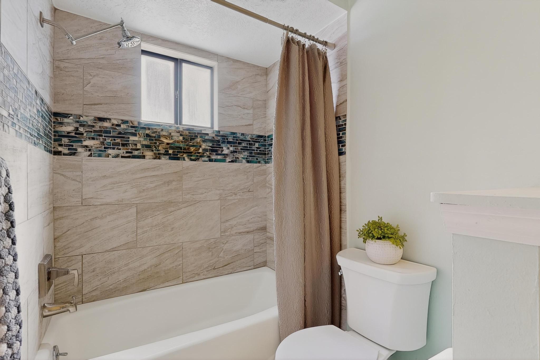 14208 Turner Court NE