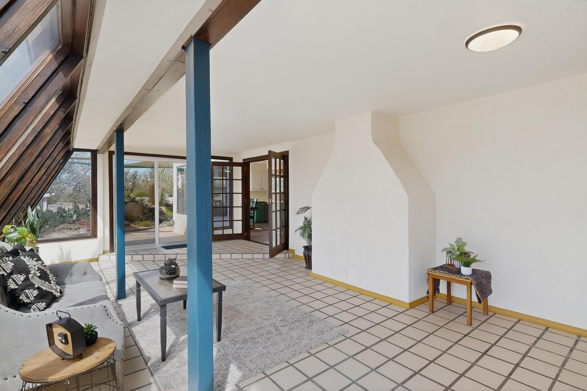 14208 Turner Court NE