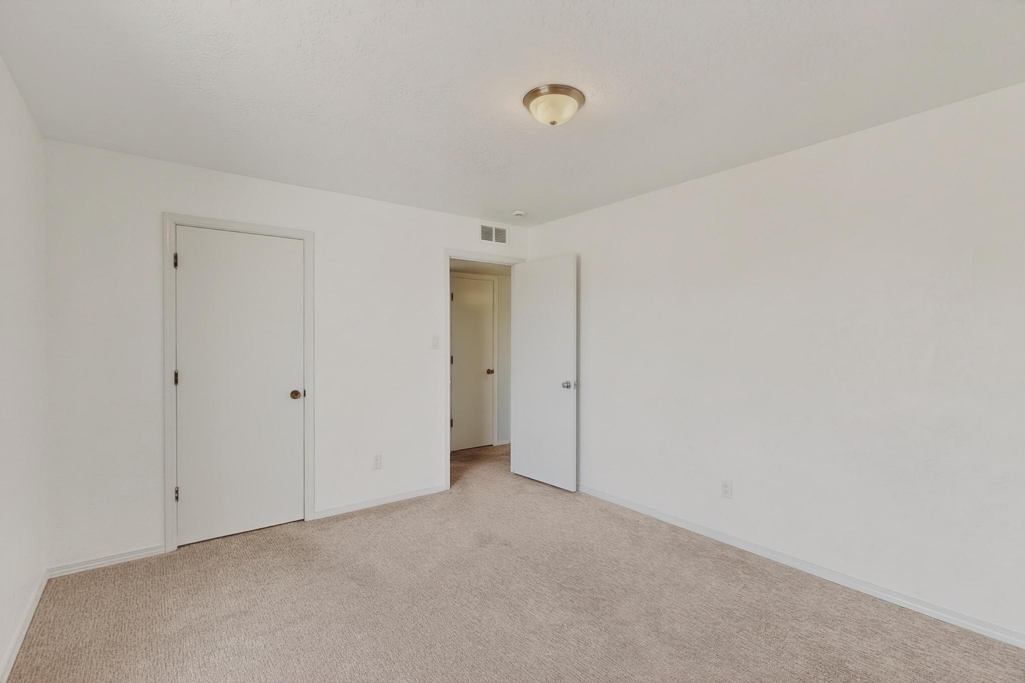 14208 Turner Court NE