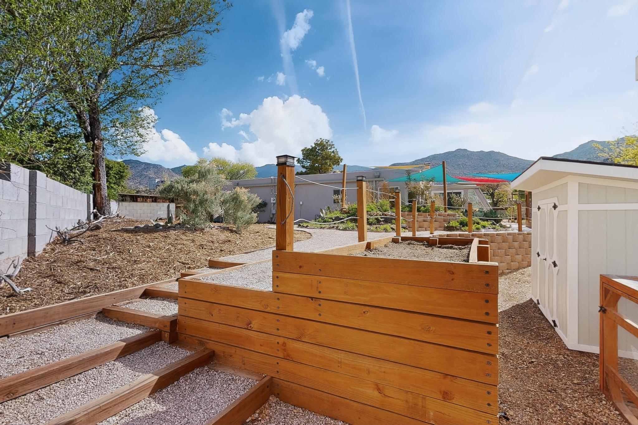 14208 Turner Court NE