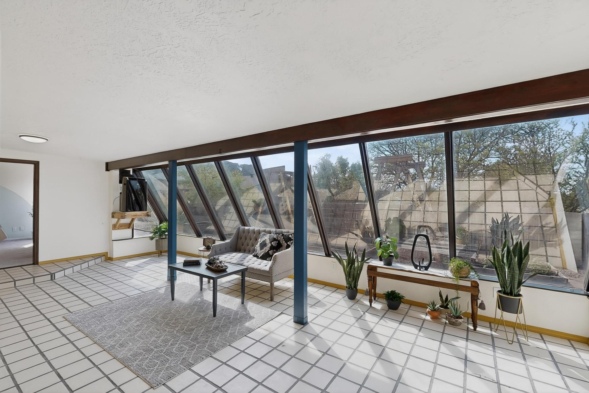 14208 Turner Court NE