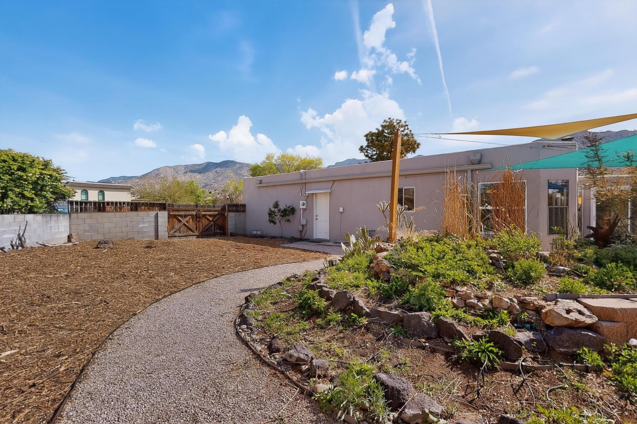 14208 Turner Court NE