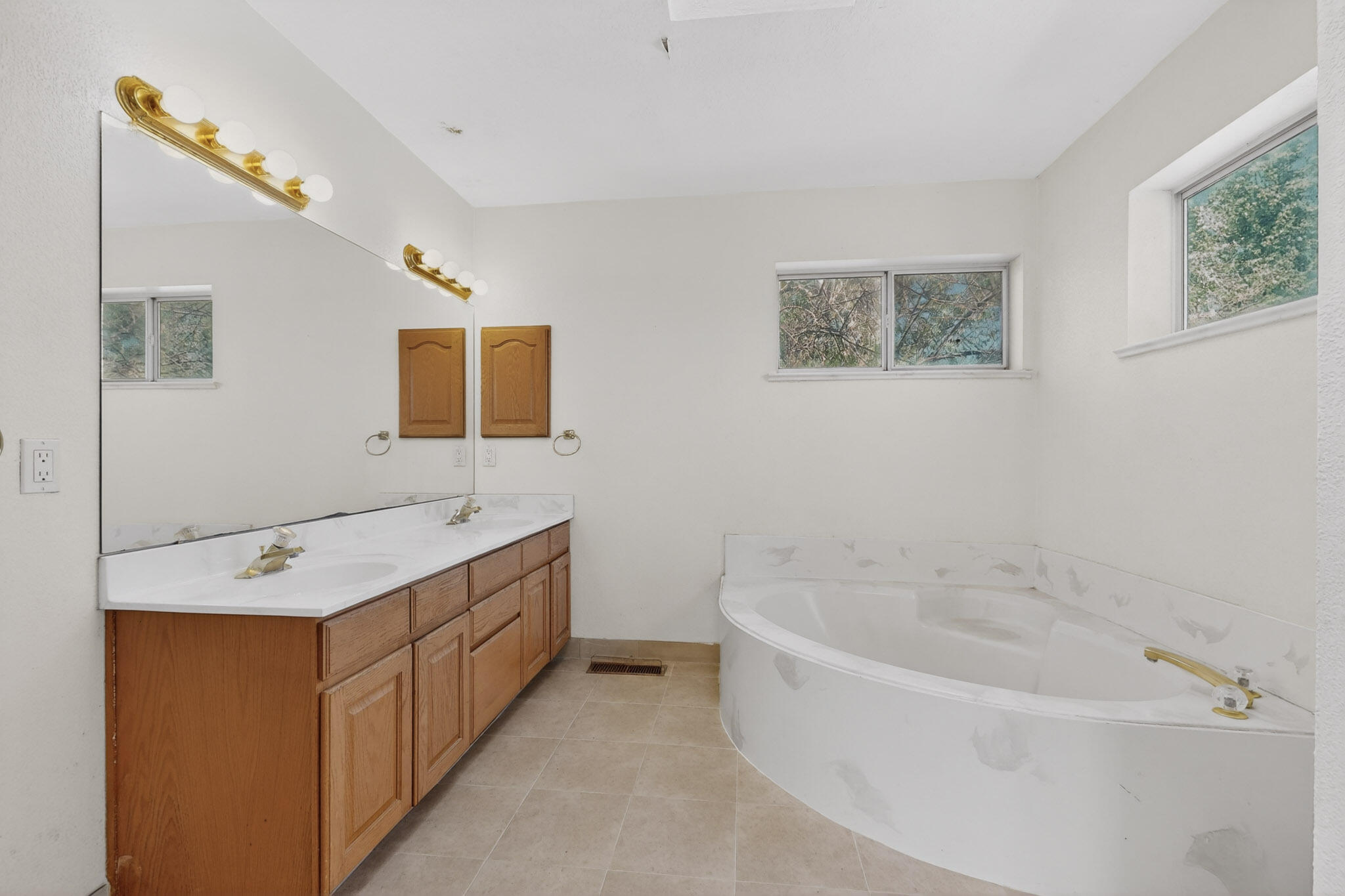 10529 Calle Sombra NW