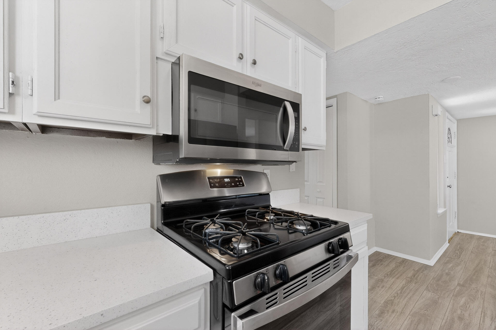 5208 Territorial Road NW