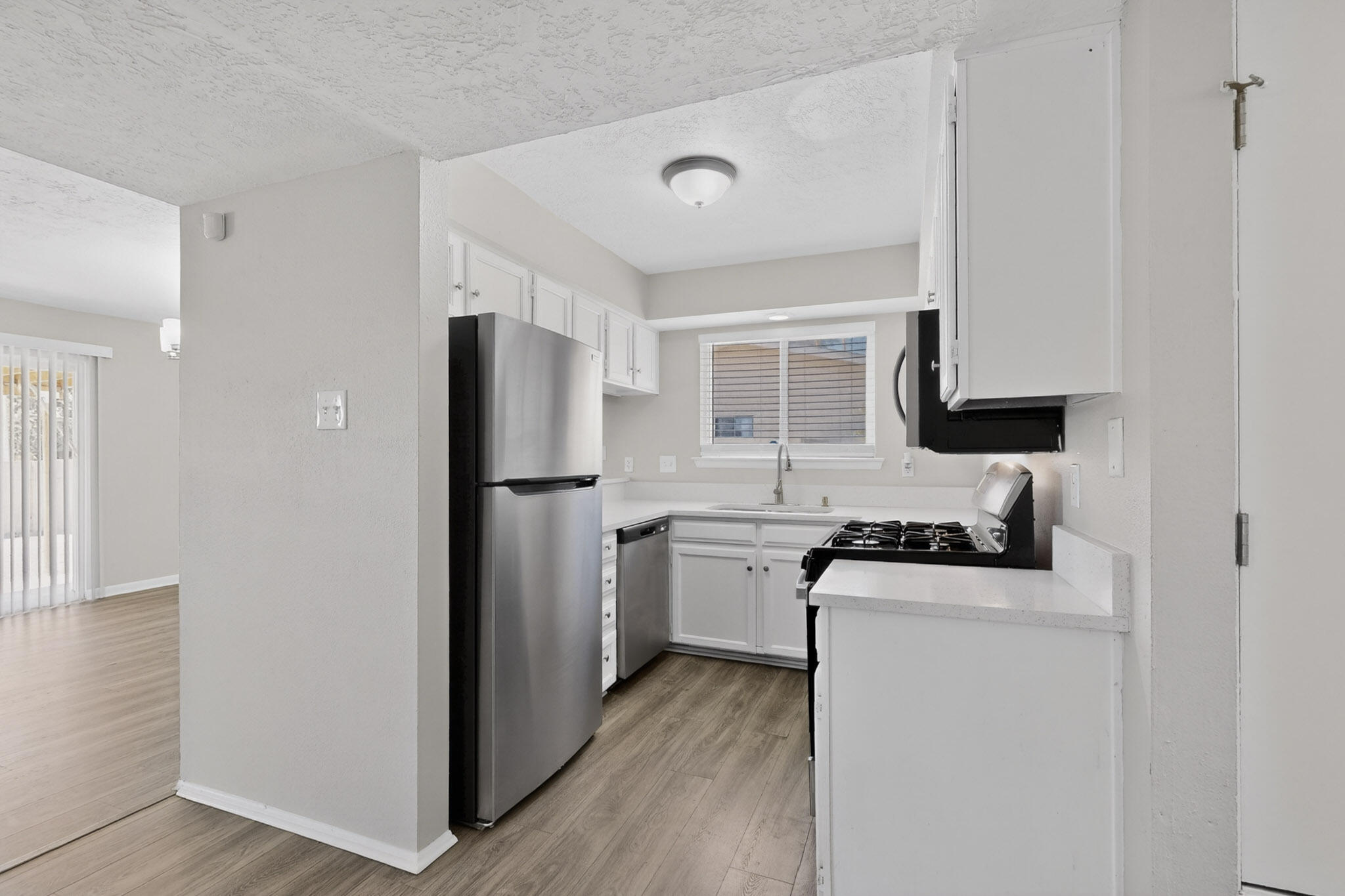 5208 Territorial Road NW