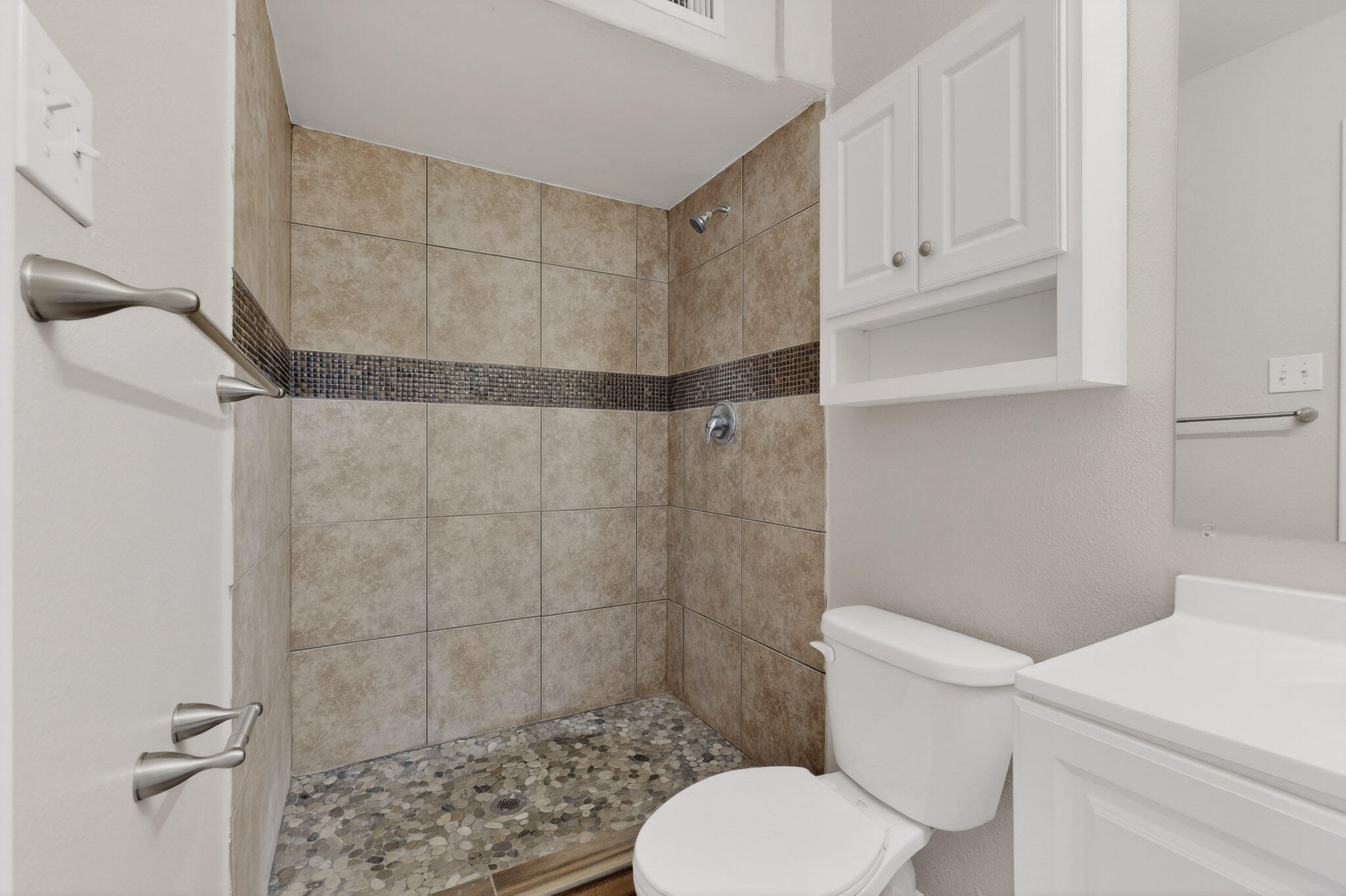 5208 Territorial Road NW