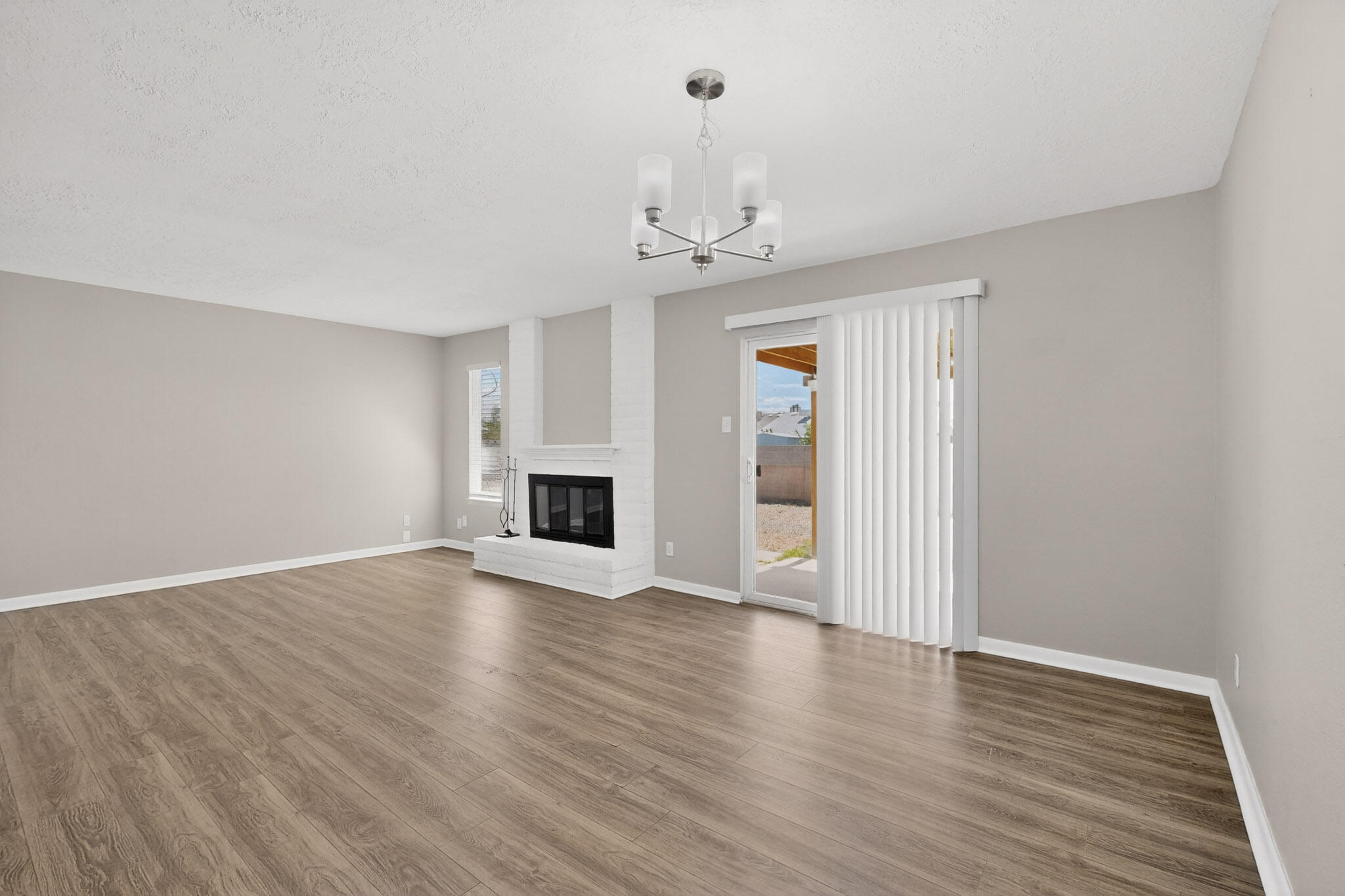 5208 Territorial Road NW