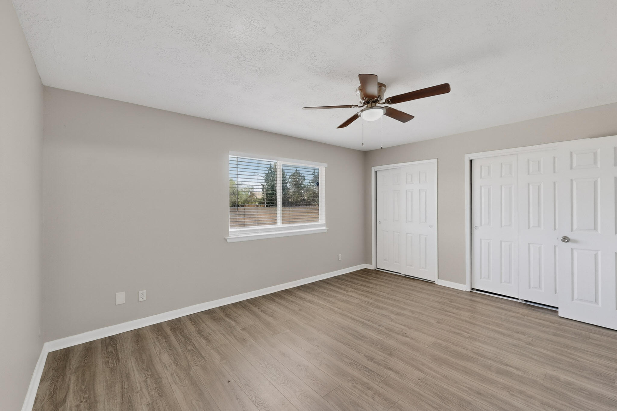 5208 Territorial Road NW