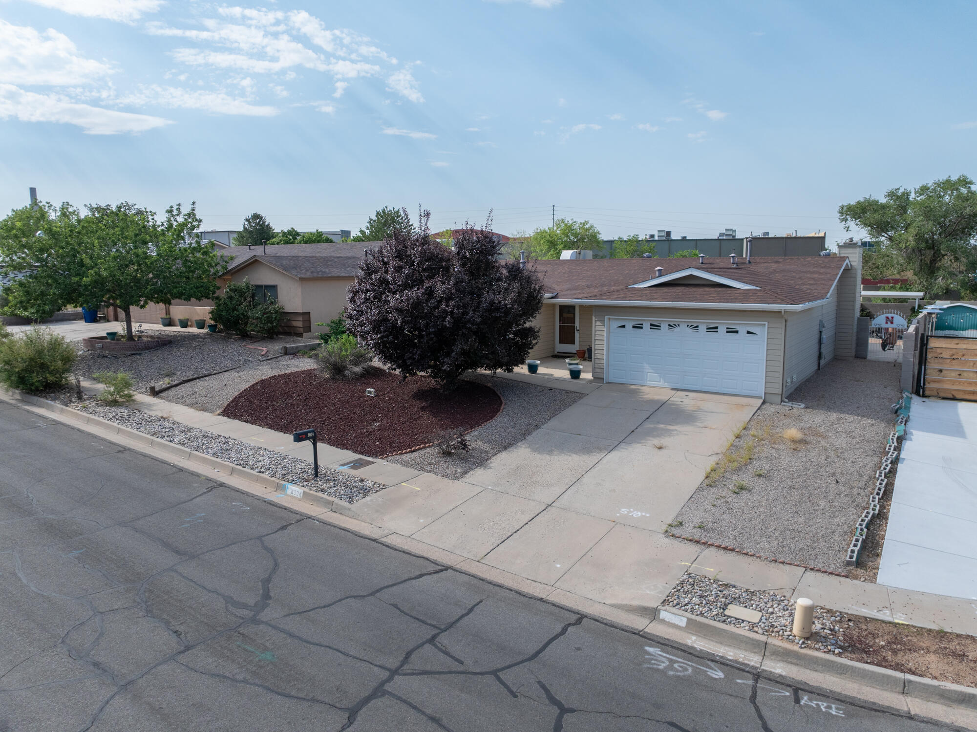 8004 RUIDOSO Road NE
