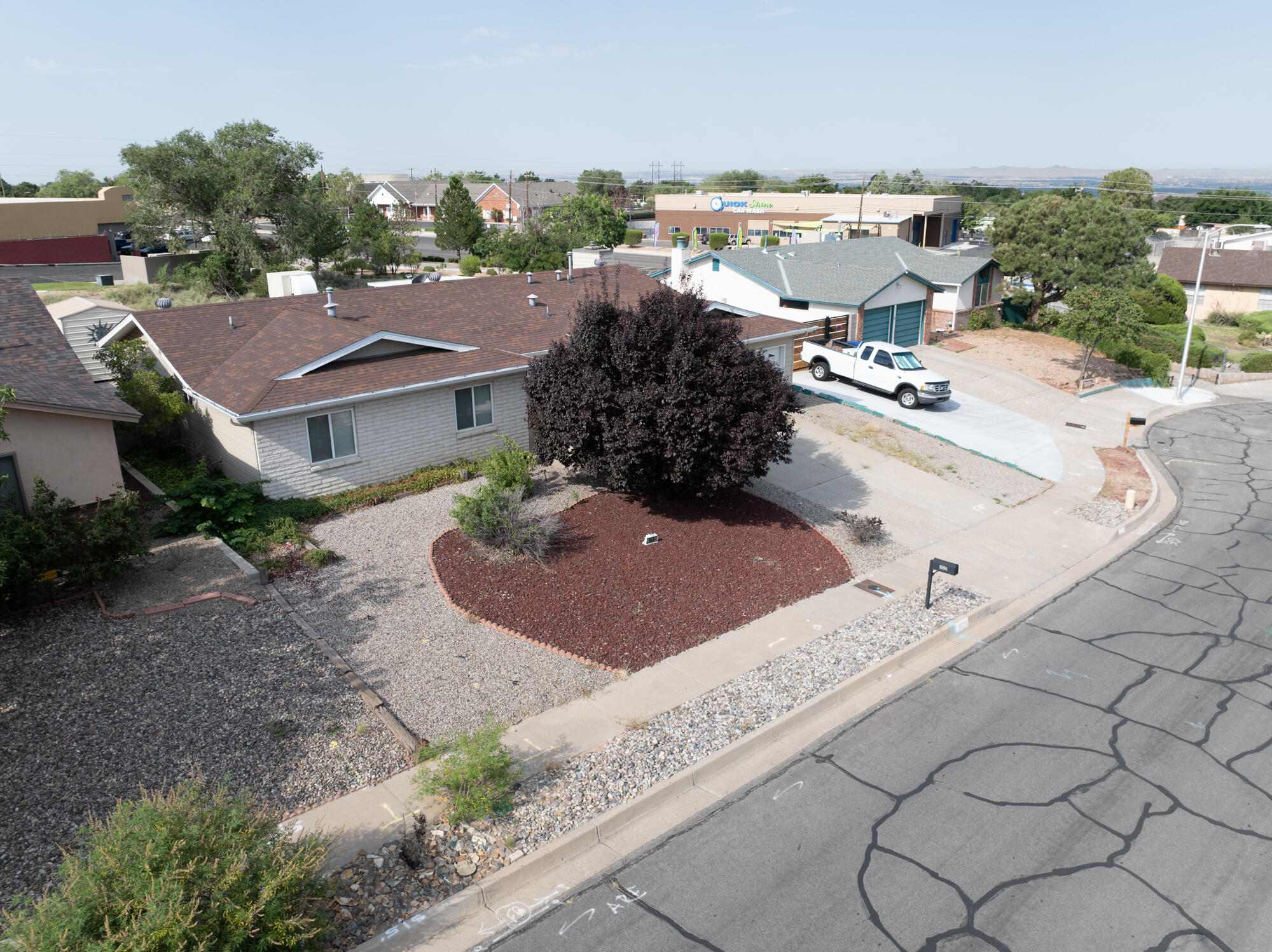 8004 RUIDOSO Road NE