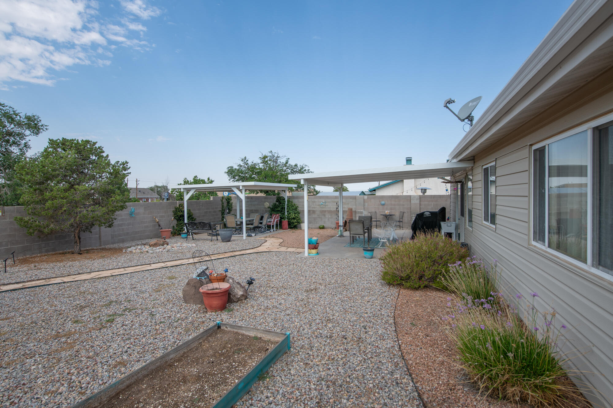 8004 RUIDOSO Road NE
