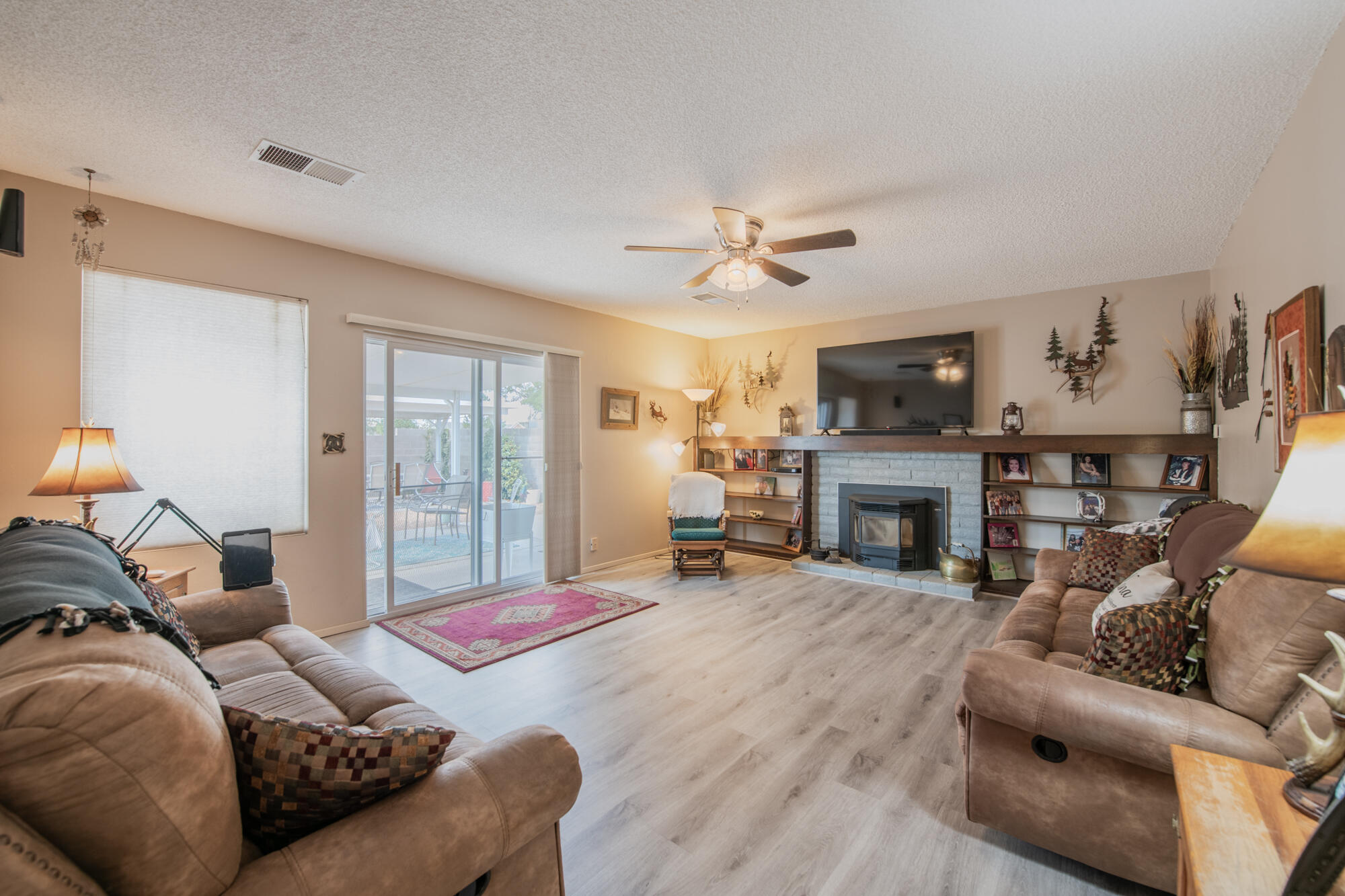 8004 RUIDOSO Road NE