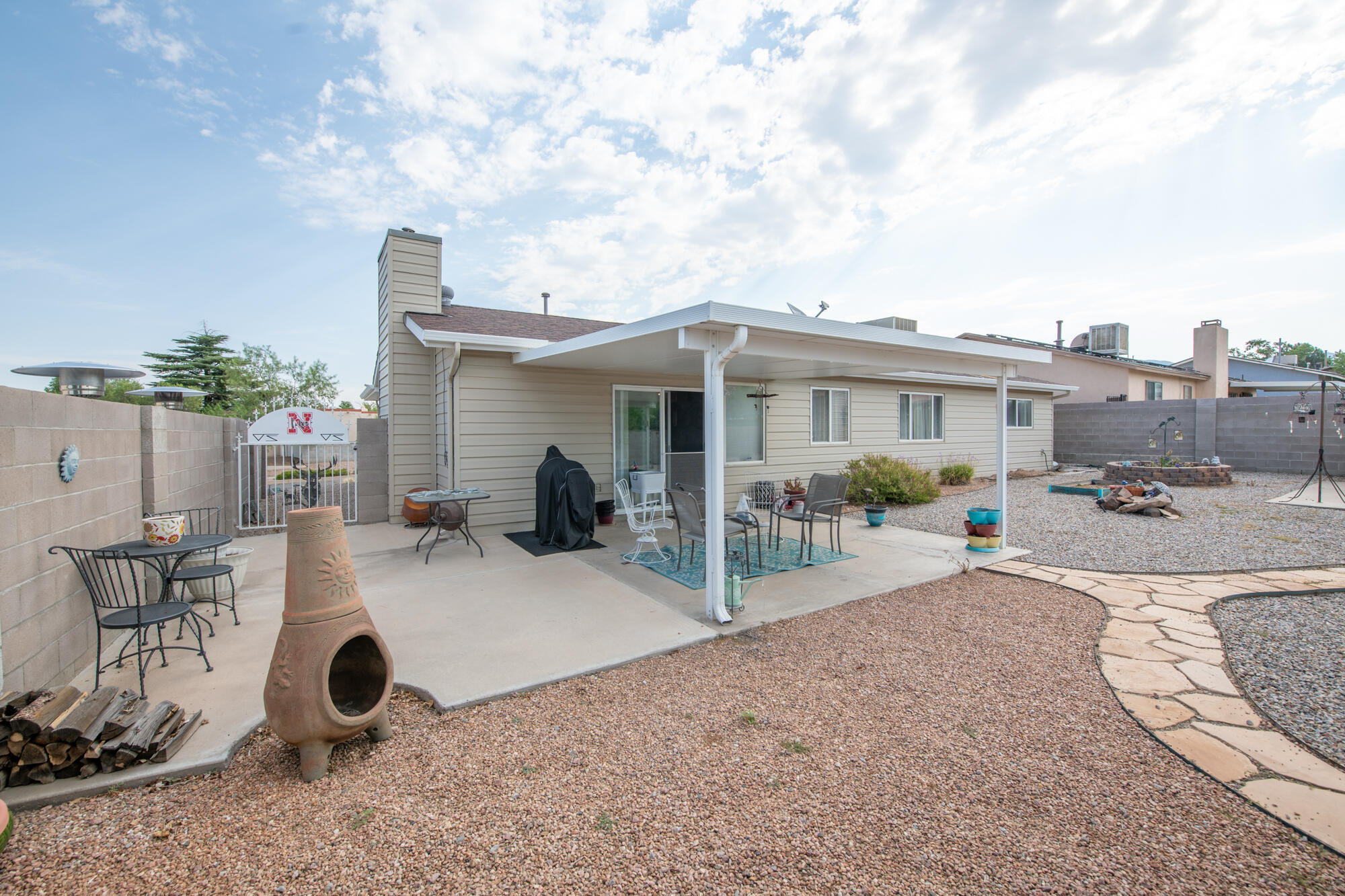 8004 RUIDOSO Road NE