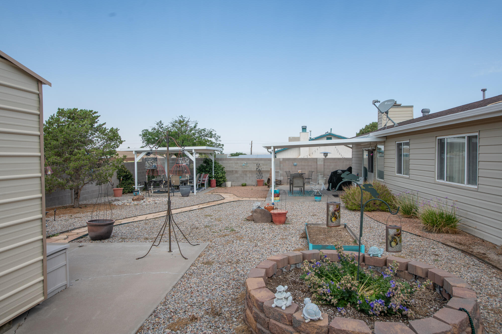 8004 RUIDOSO Road NE