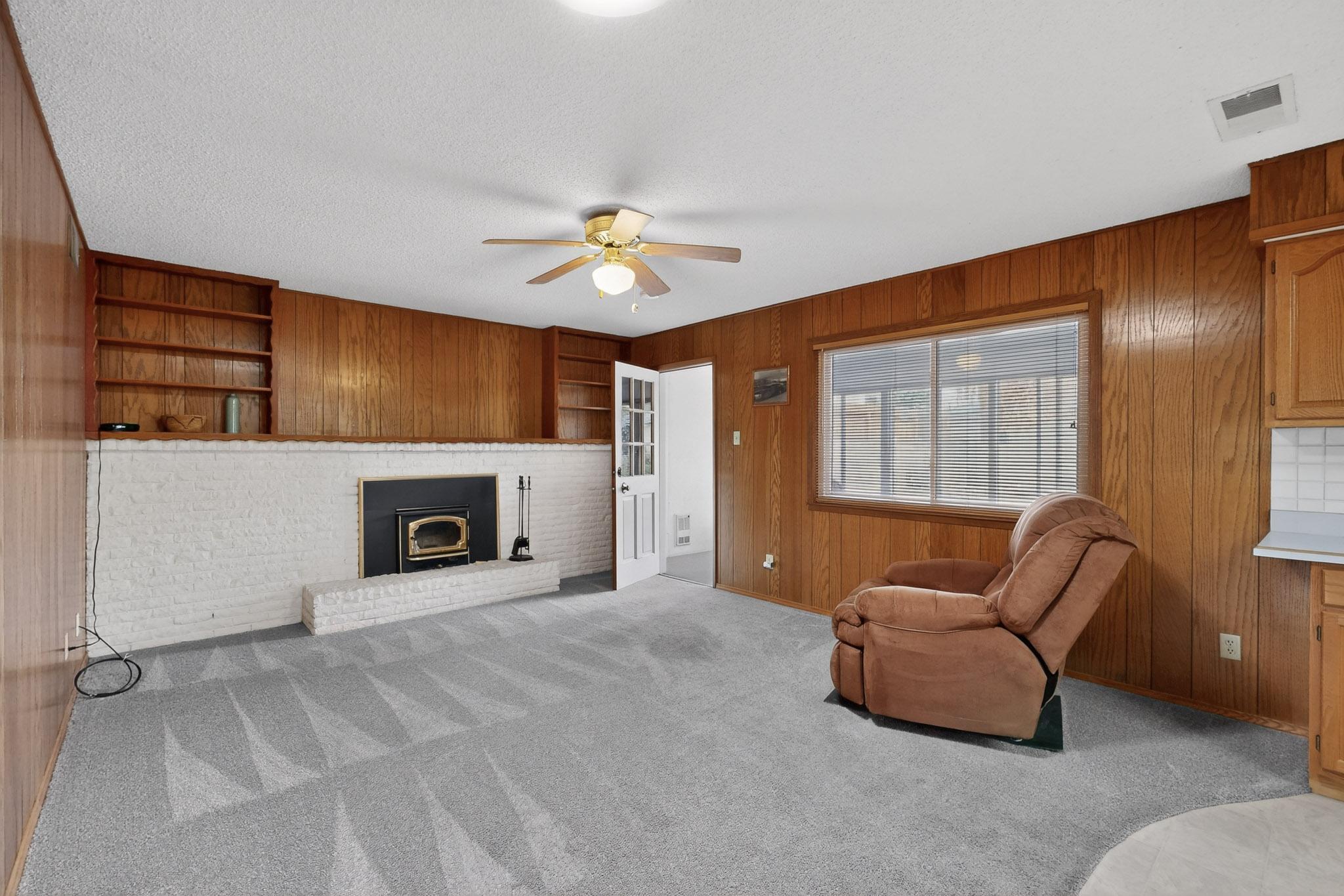 3400 Black Hills Road NE