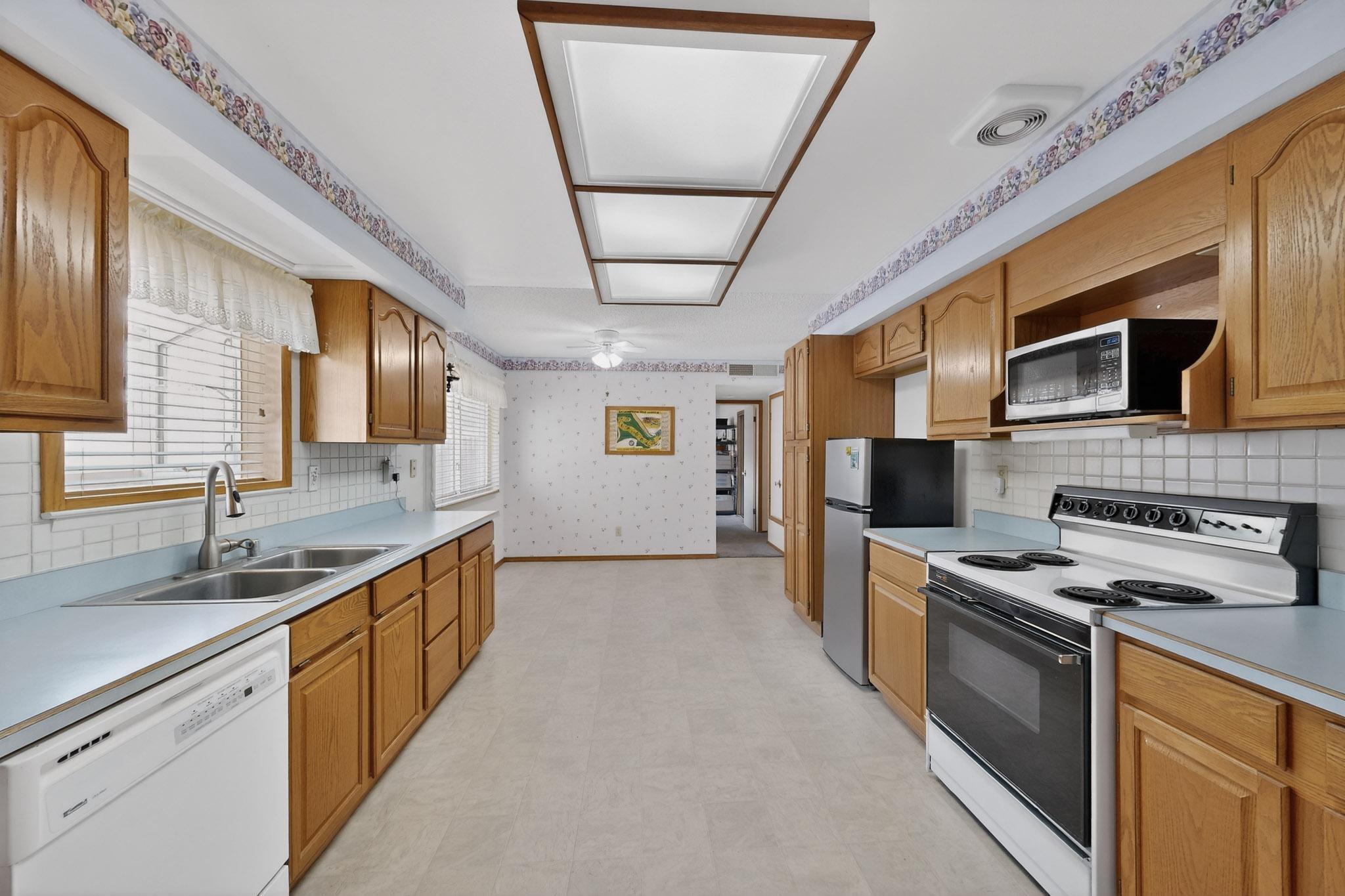 3400 Black Hills Road NE