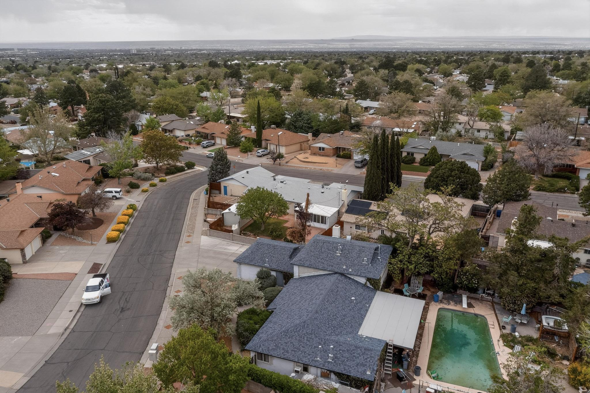 3400 Black Hills Road NE