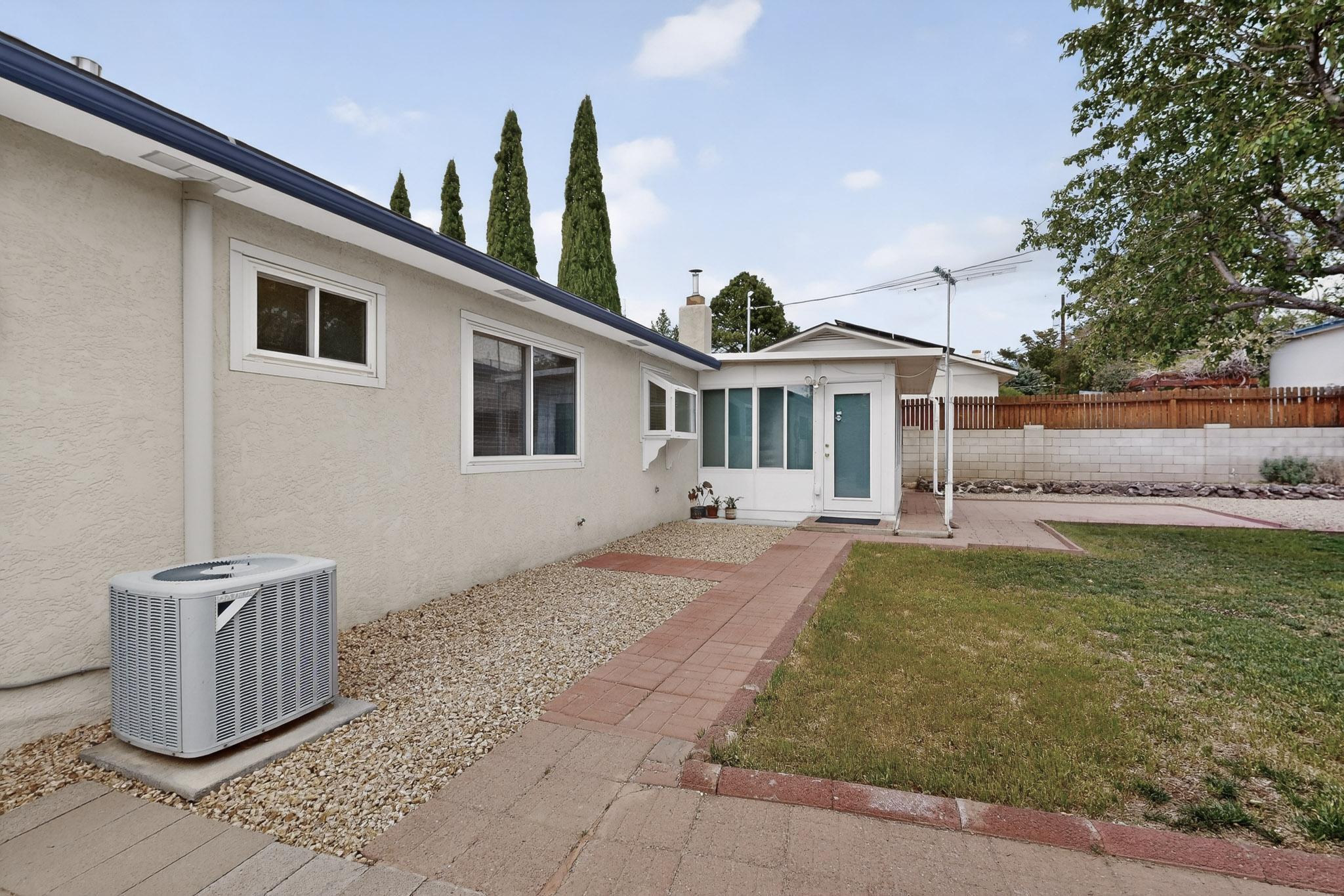 3400 Black Hills Road NE