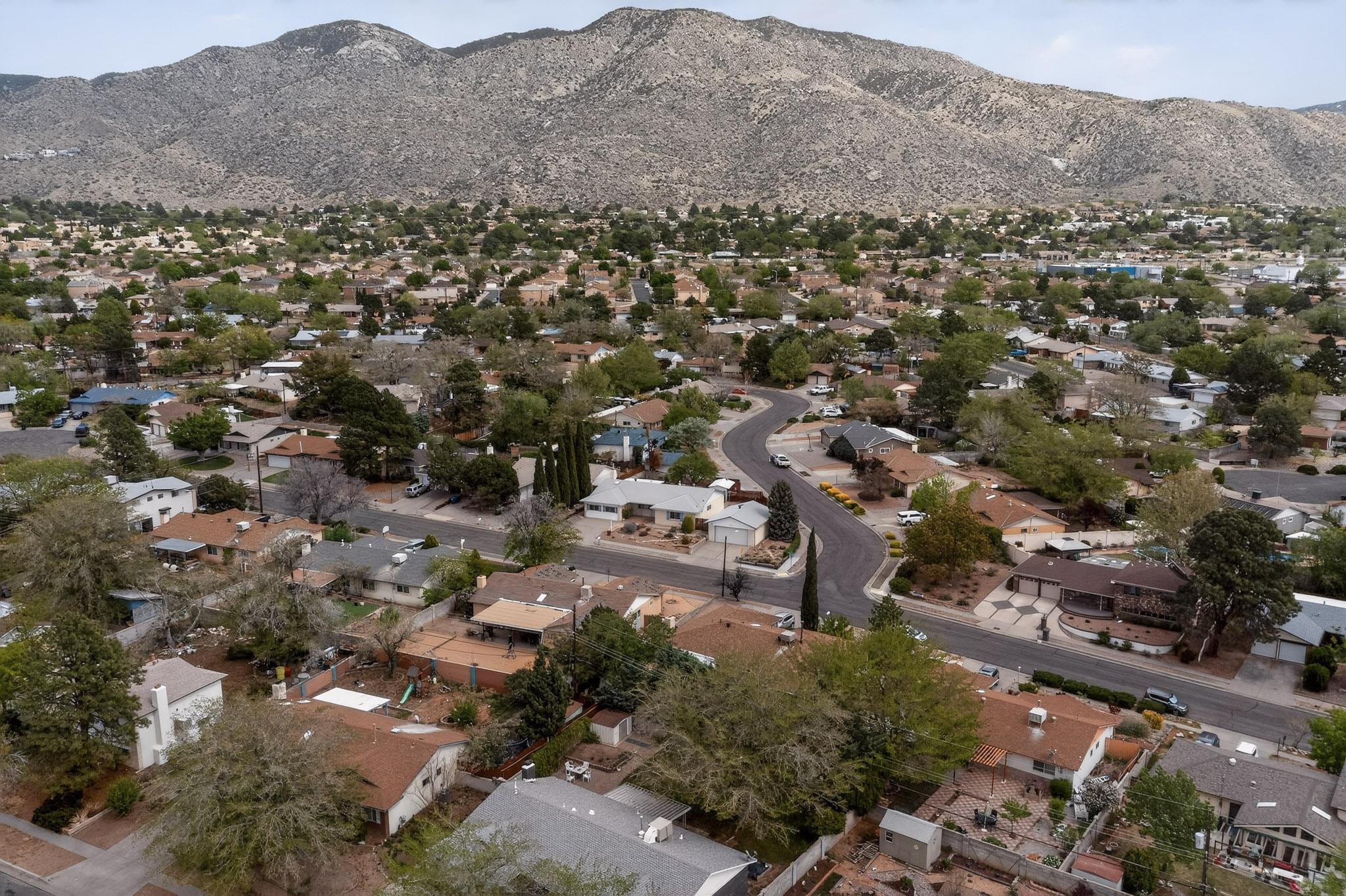 3400 Black Hills Road NE