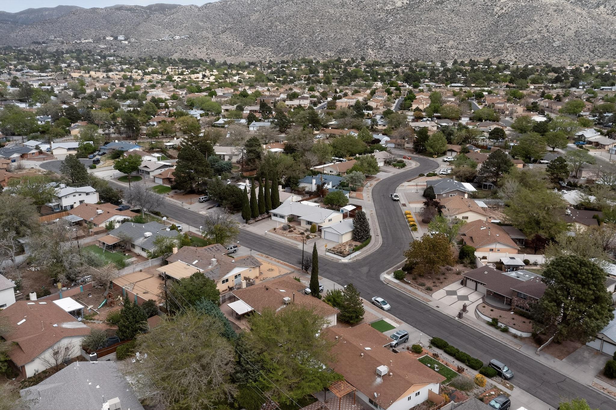 3400 Black Hills Road NE