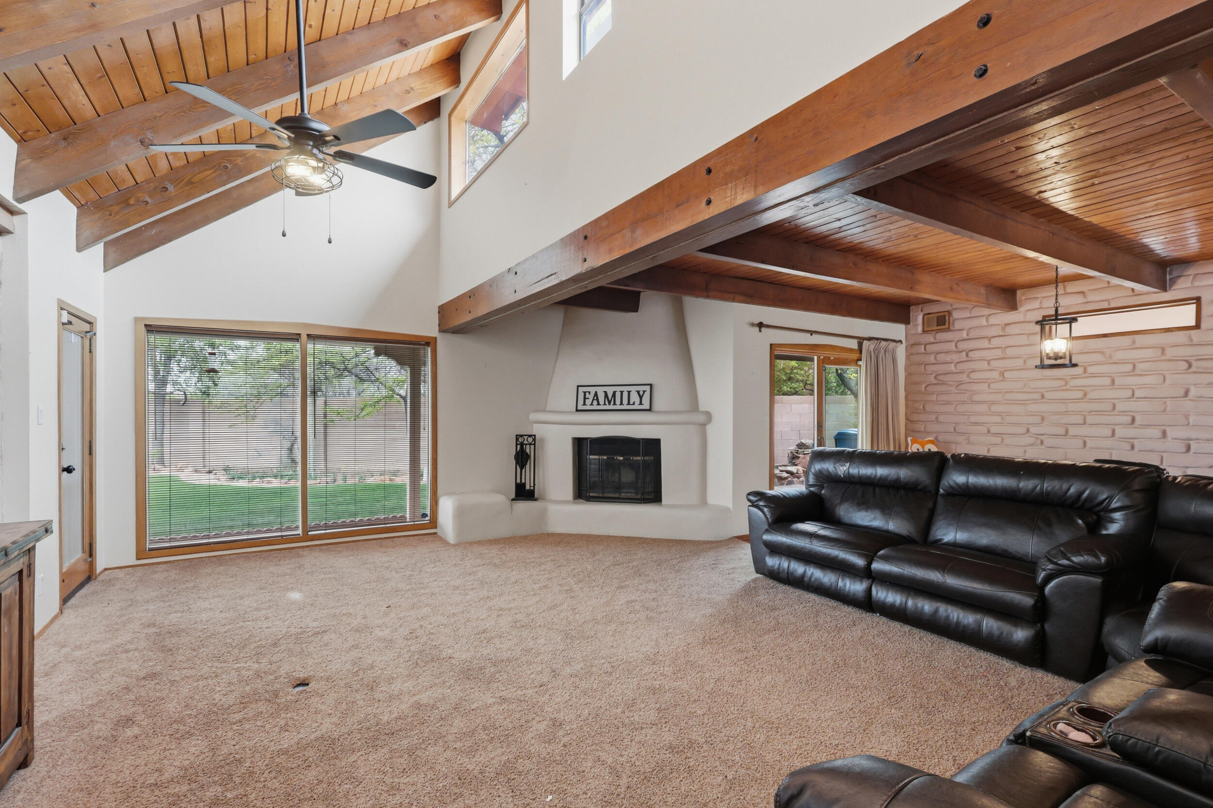 1181 Mesa Loop NW