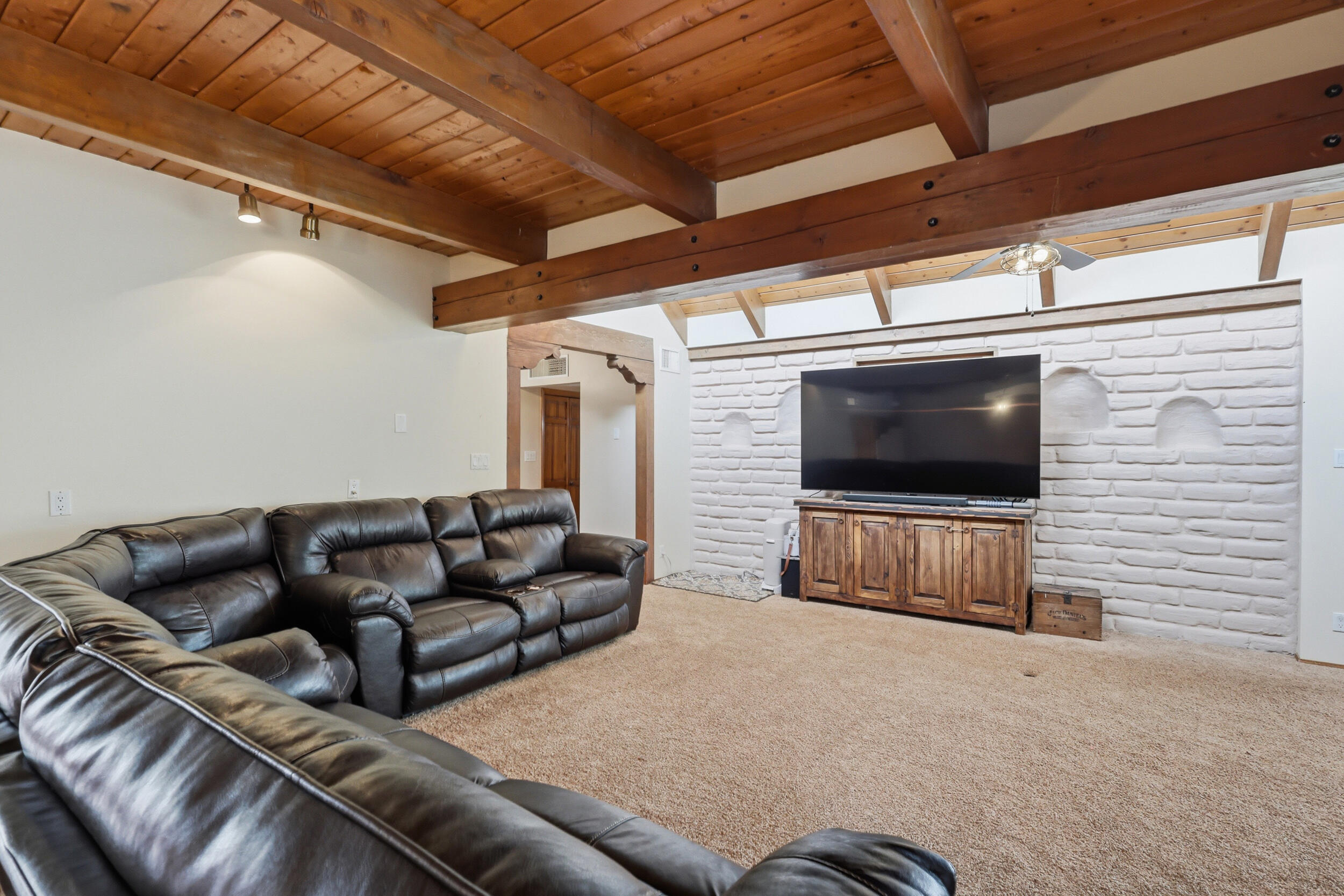 1181 Mesa Loop NW