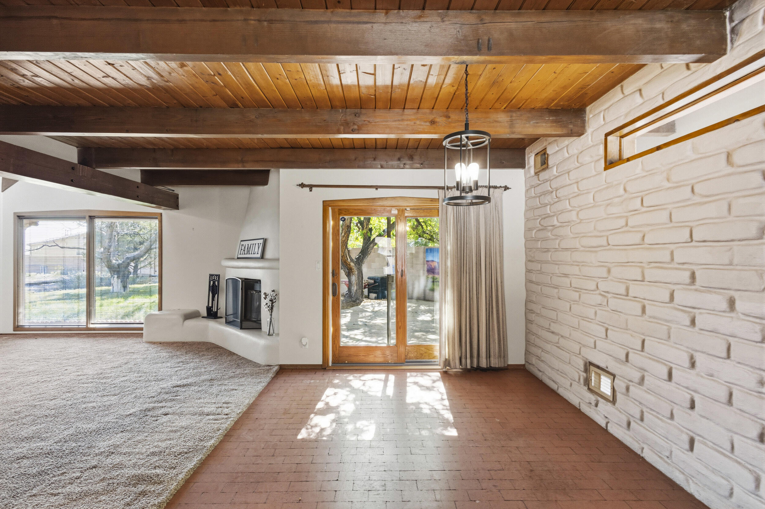 1181 Mesa Loop NW